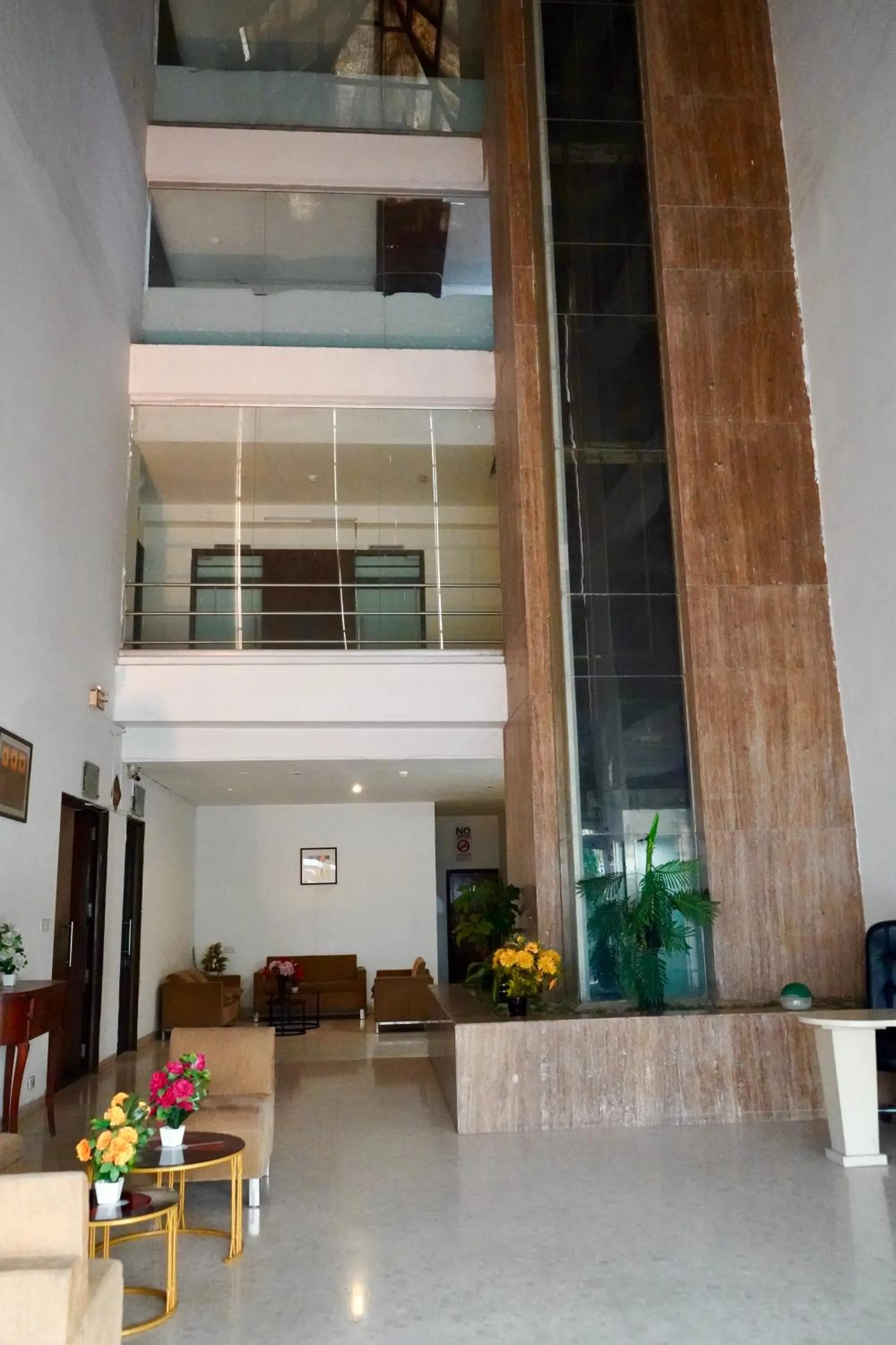 Lobby or reception in The Sky Comfort, Ahmedabad