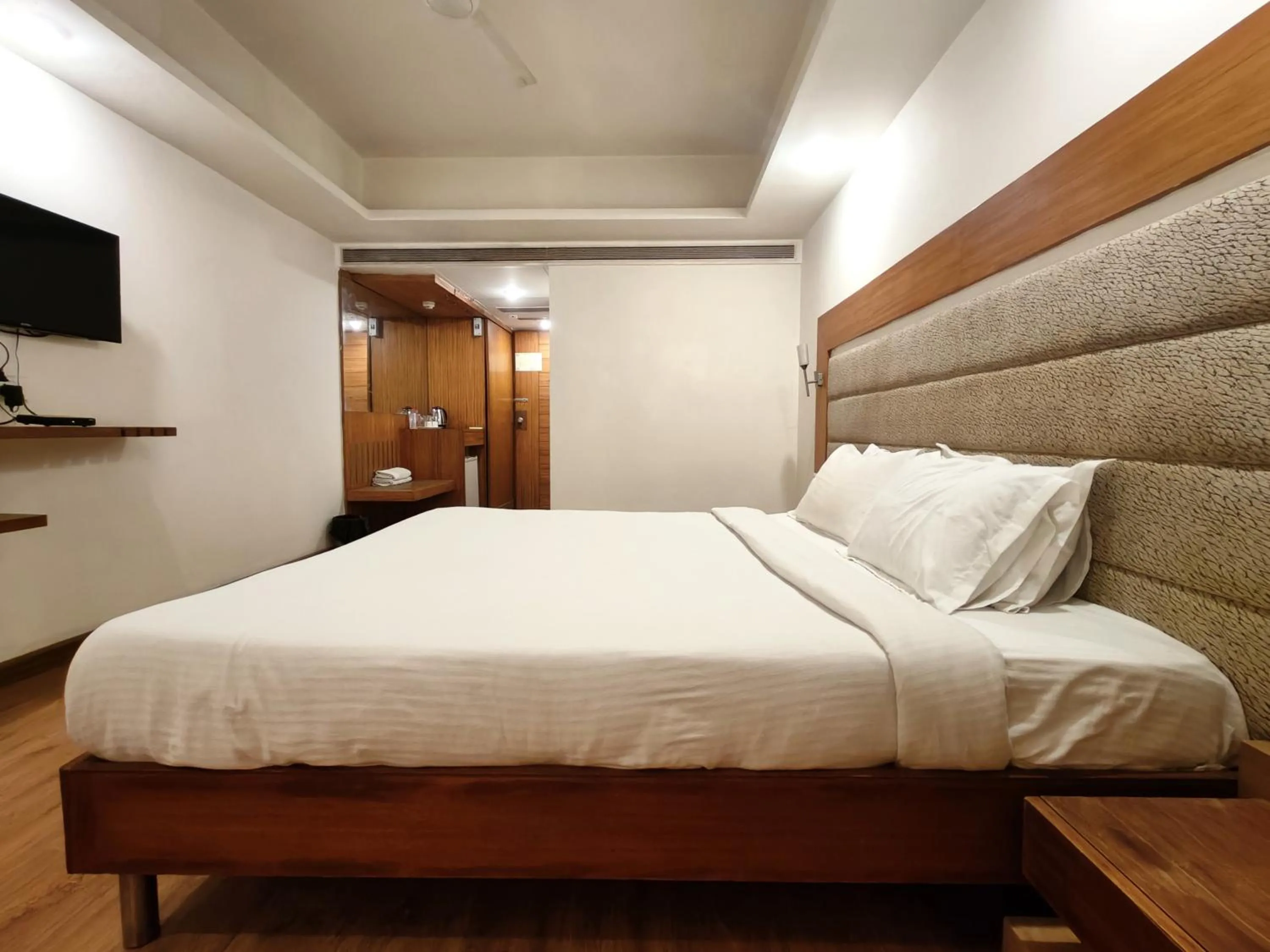 Bed in The Sky Comfort, Ahmedabad