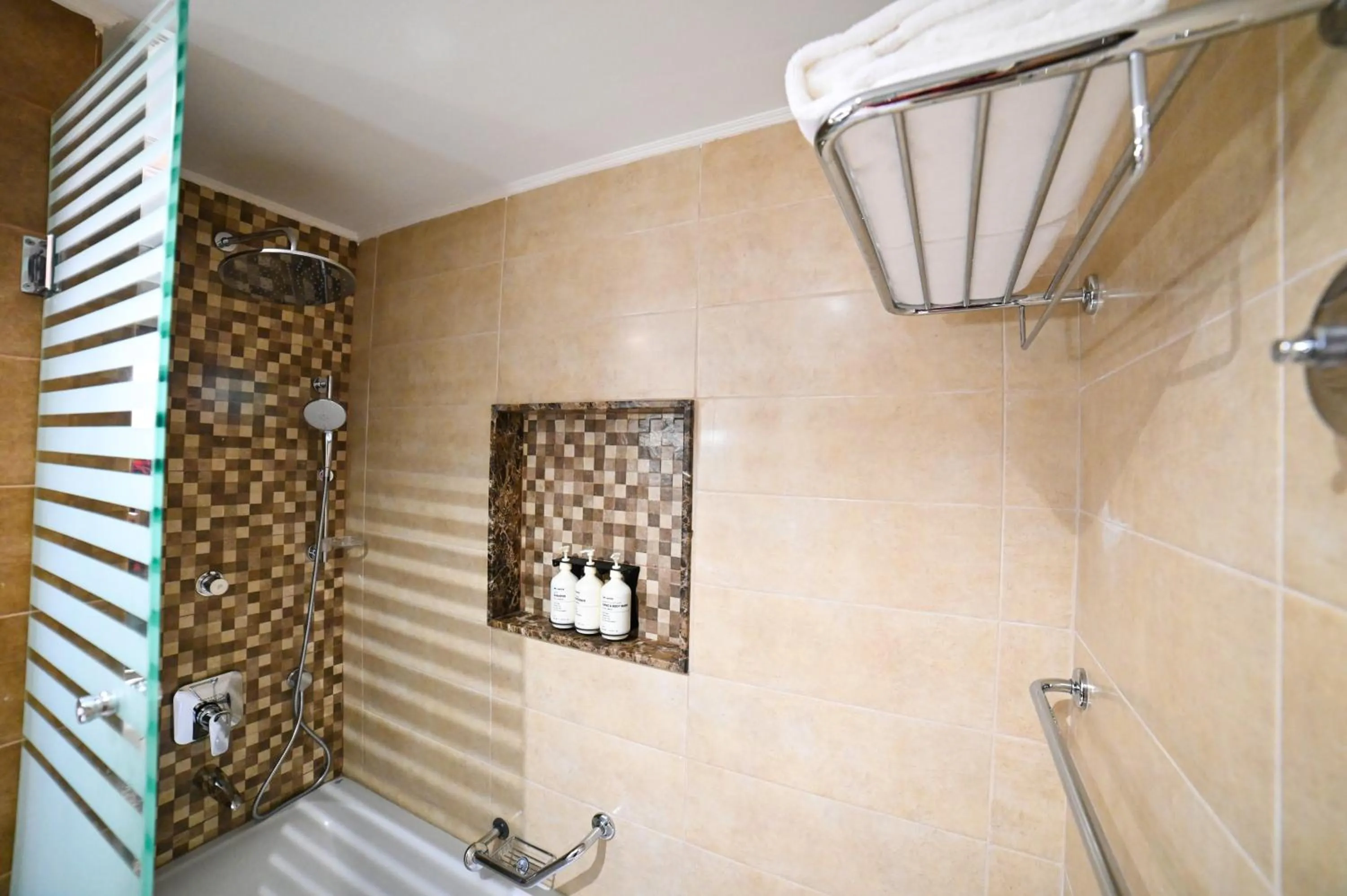 Bathroom in Seven Seas Hotel