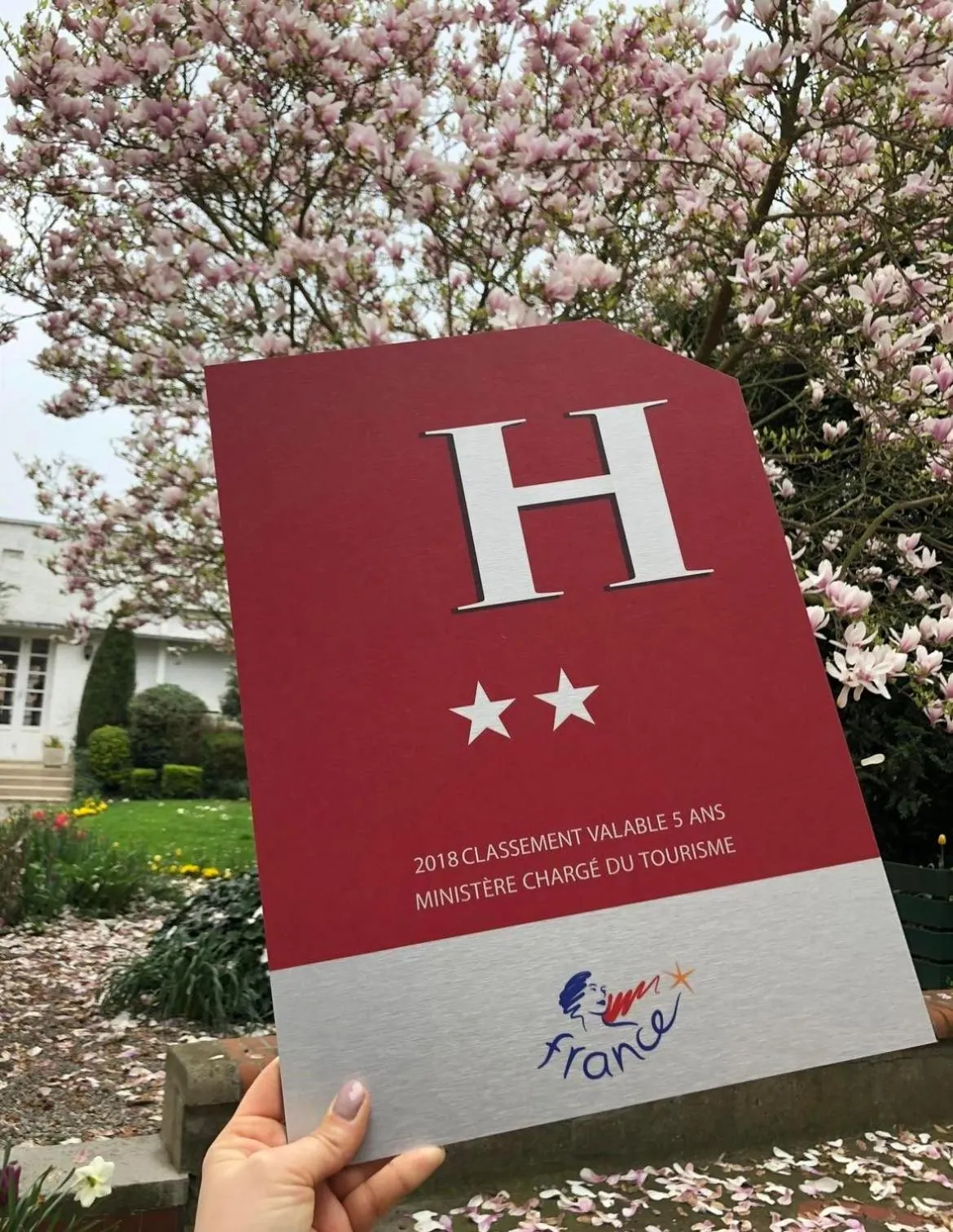 Logo/Certificate/Sign in Hotel Joly