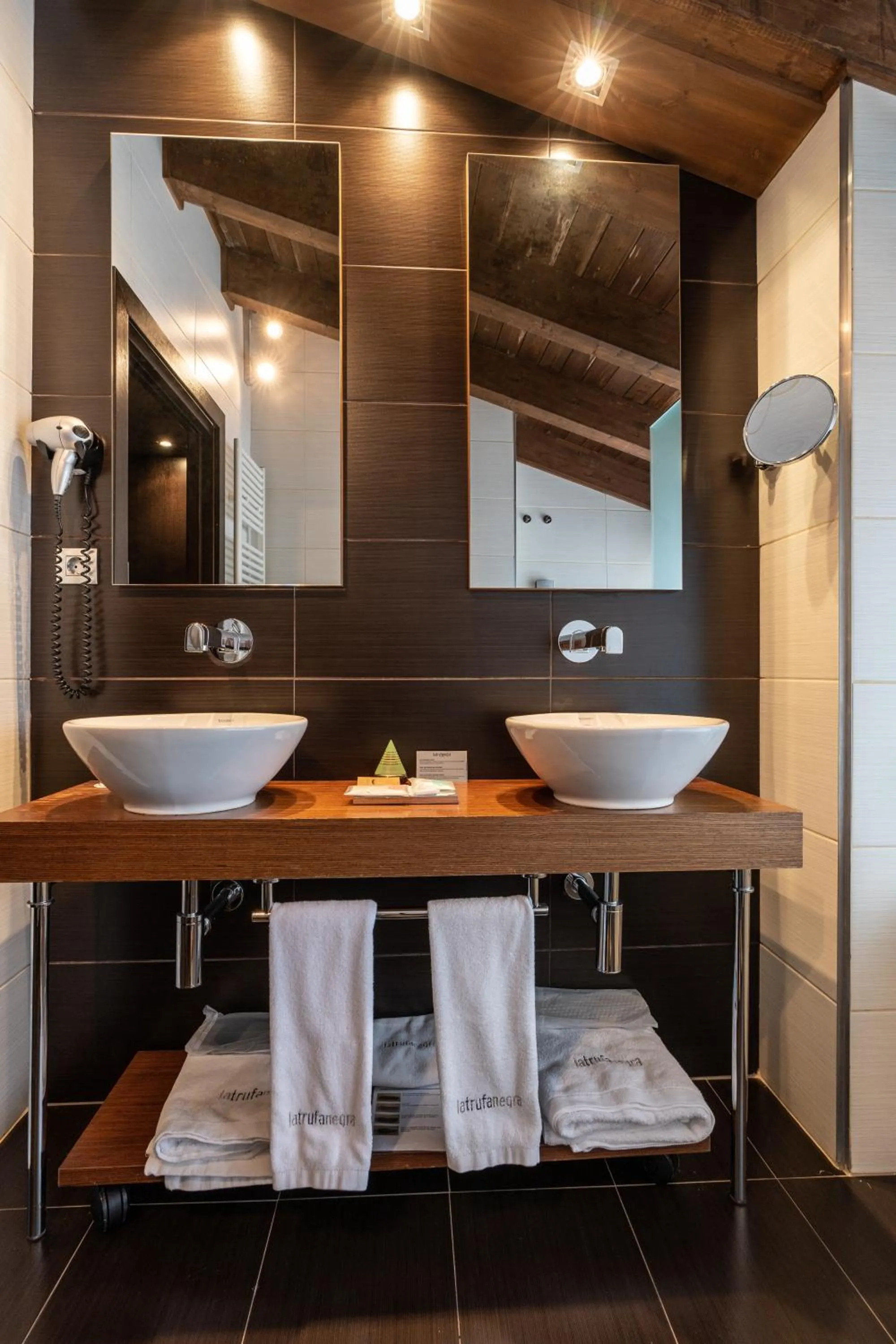 Bathroom in Hotel La Trufa Negra