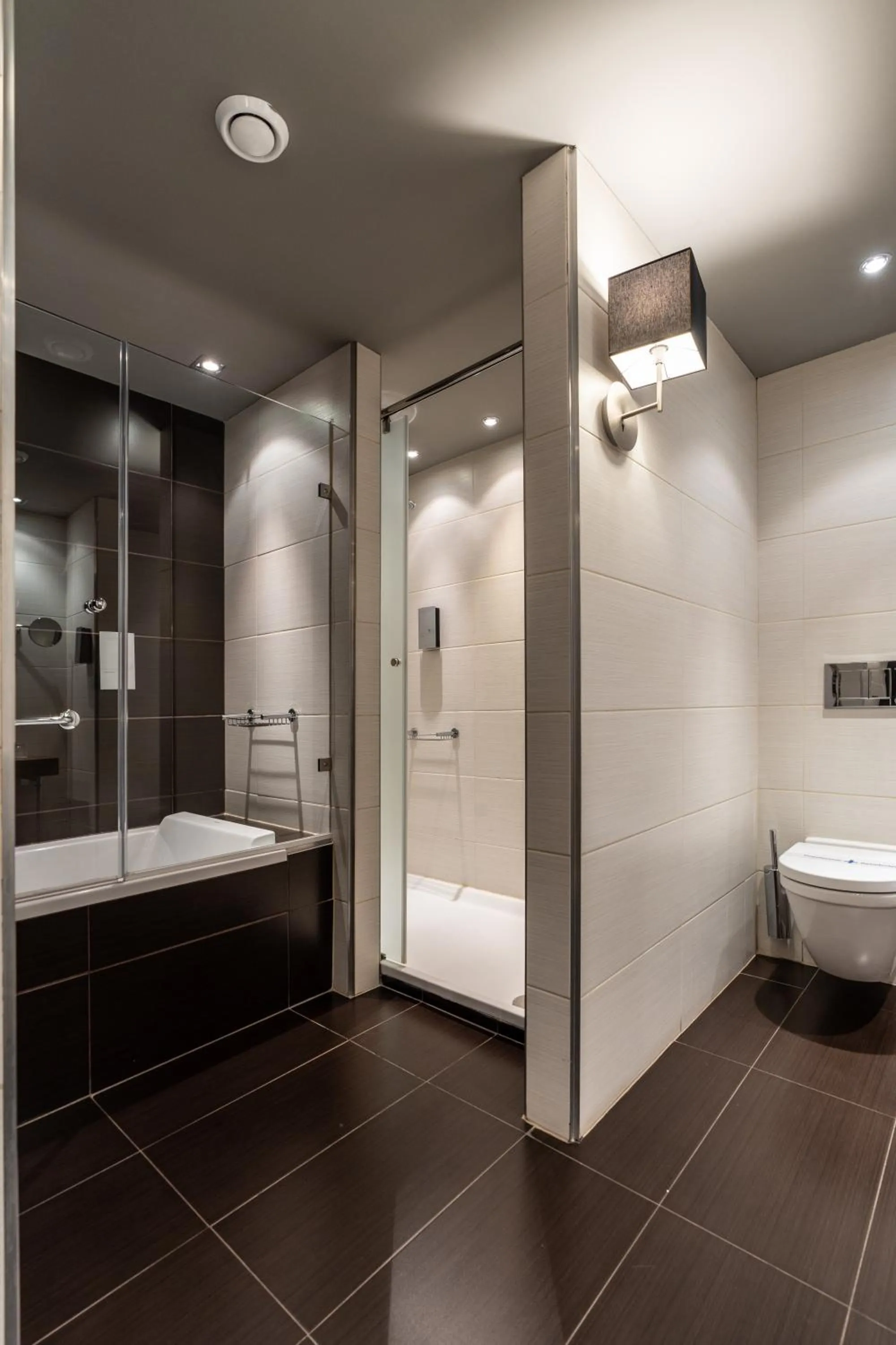 Shower in Hotel La Trufa Negra