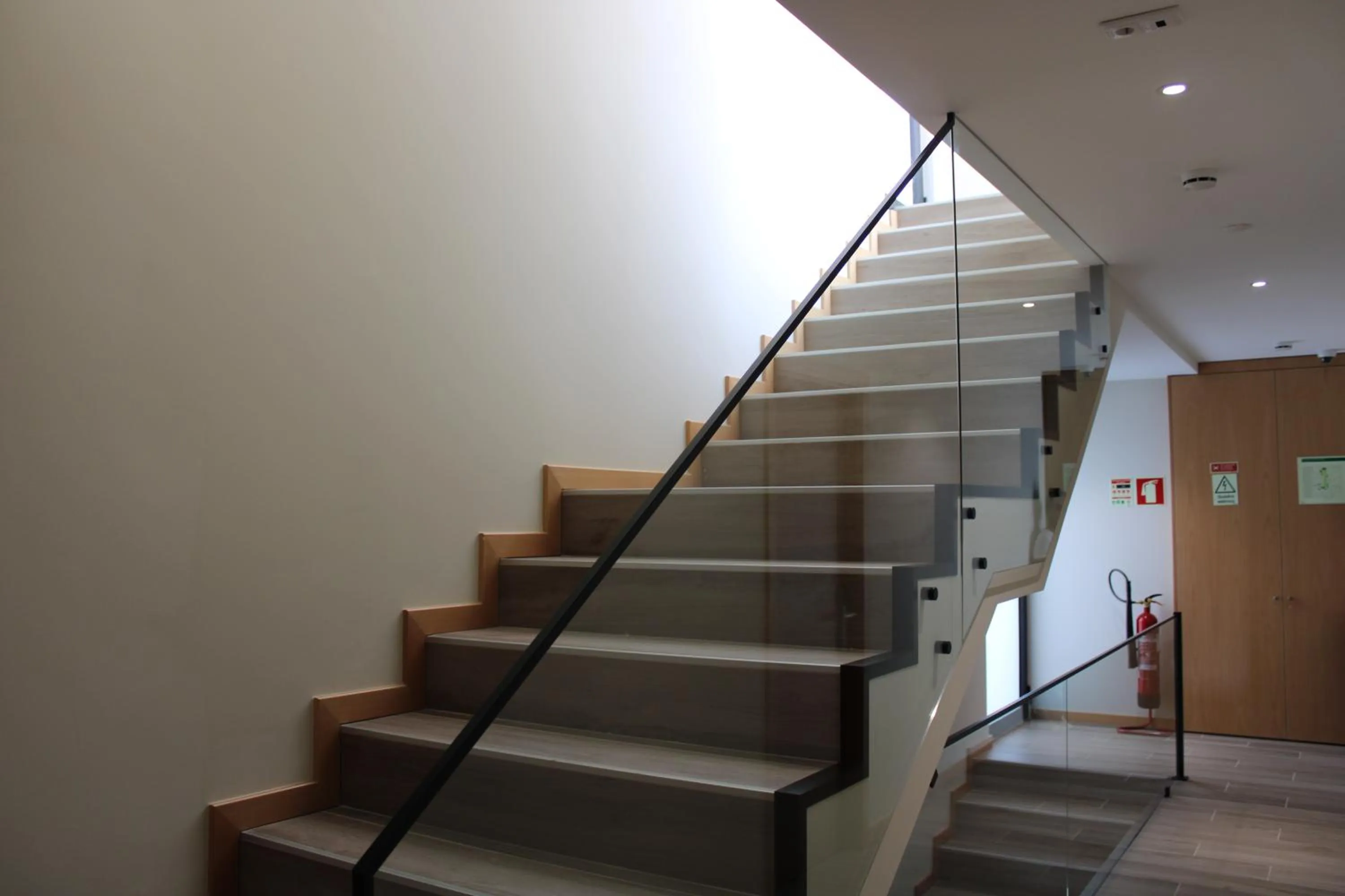 Area and facilities in Oporto Station Hostel & Rooms