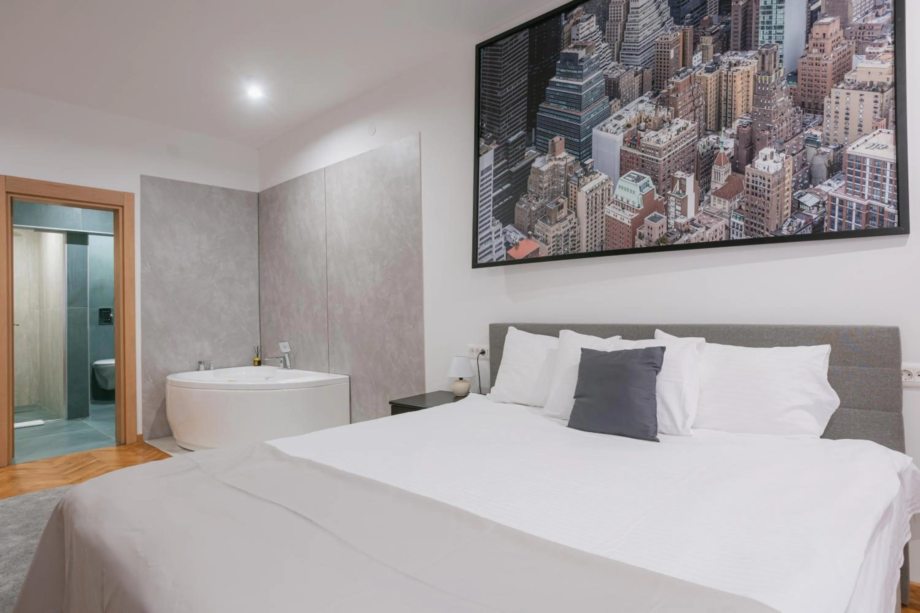 Bedroom, Bed in Fera