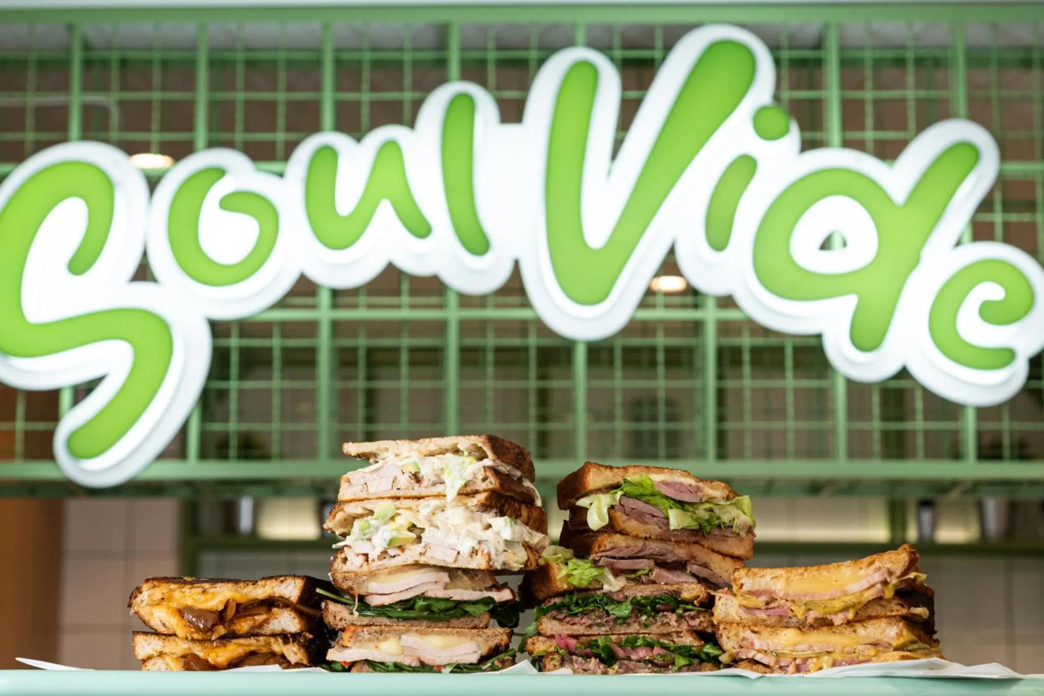 Restaurant/places to eat in Fera