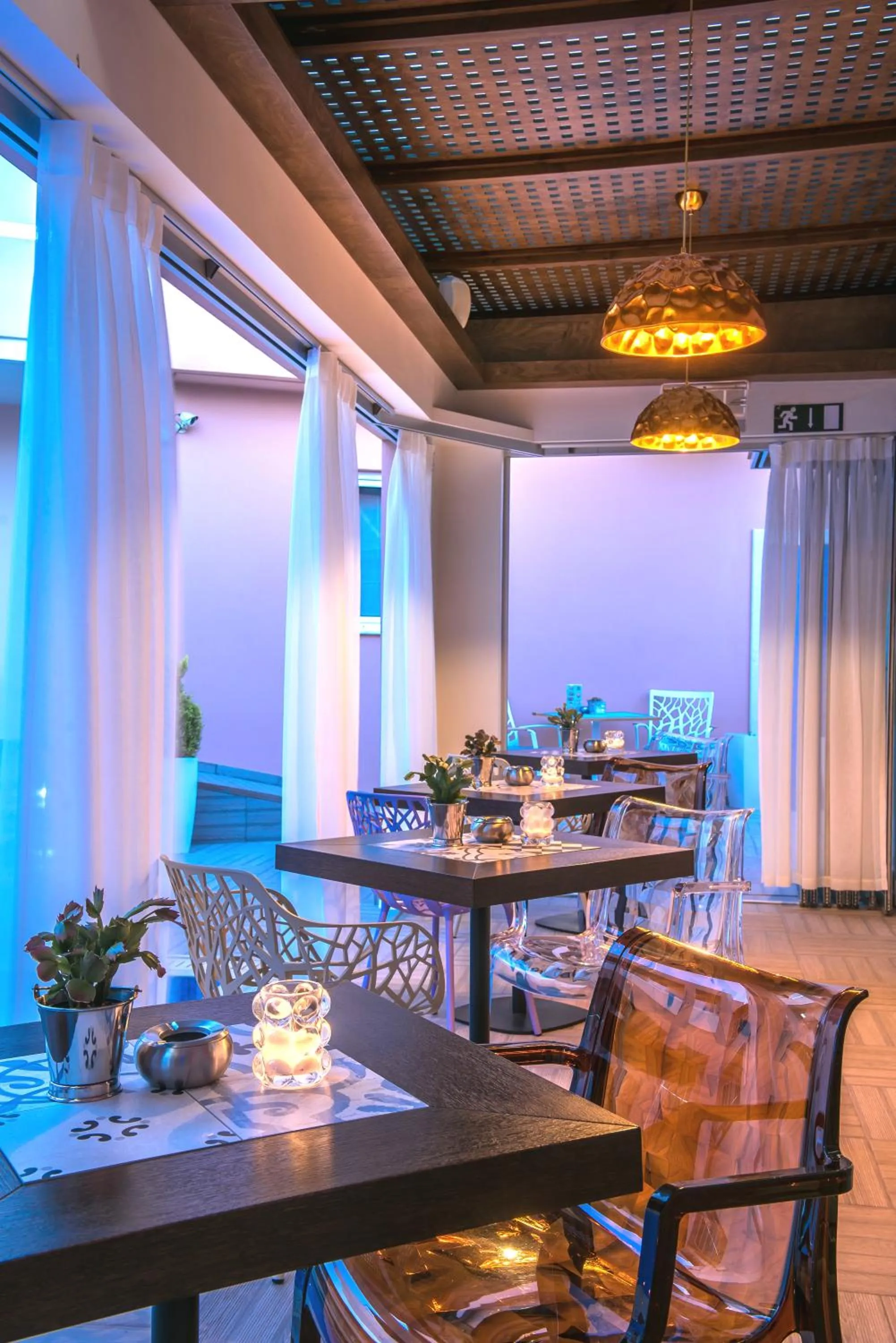 Restaurant/places to eat in Omiros Boutique Hotel (Adults Only)