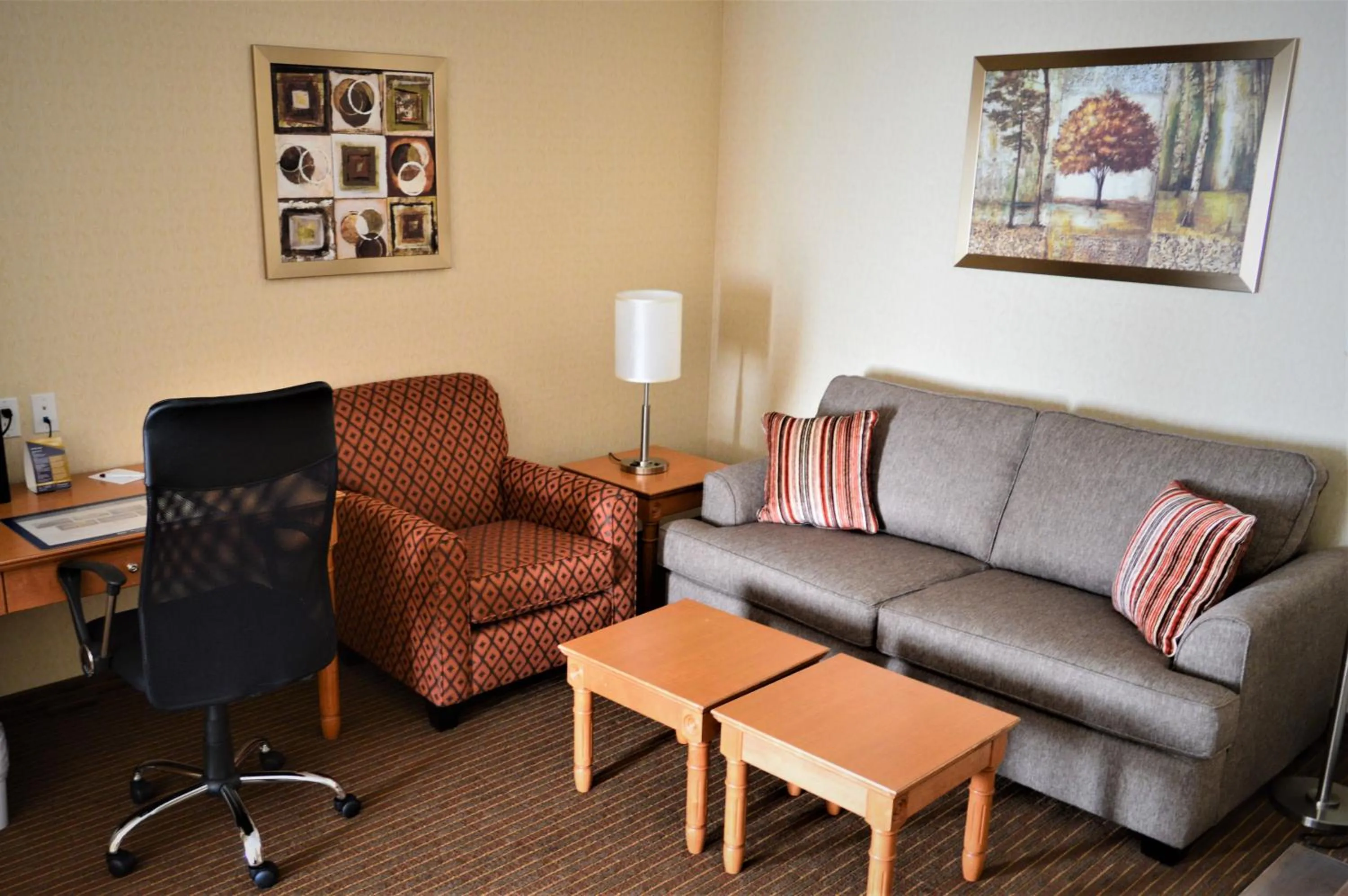 Waterloo Suites Hotel