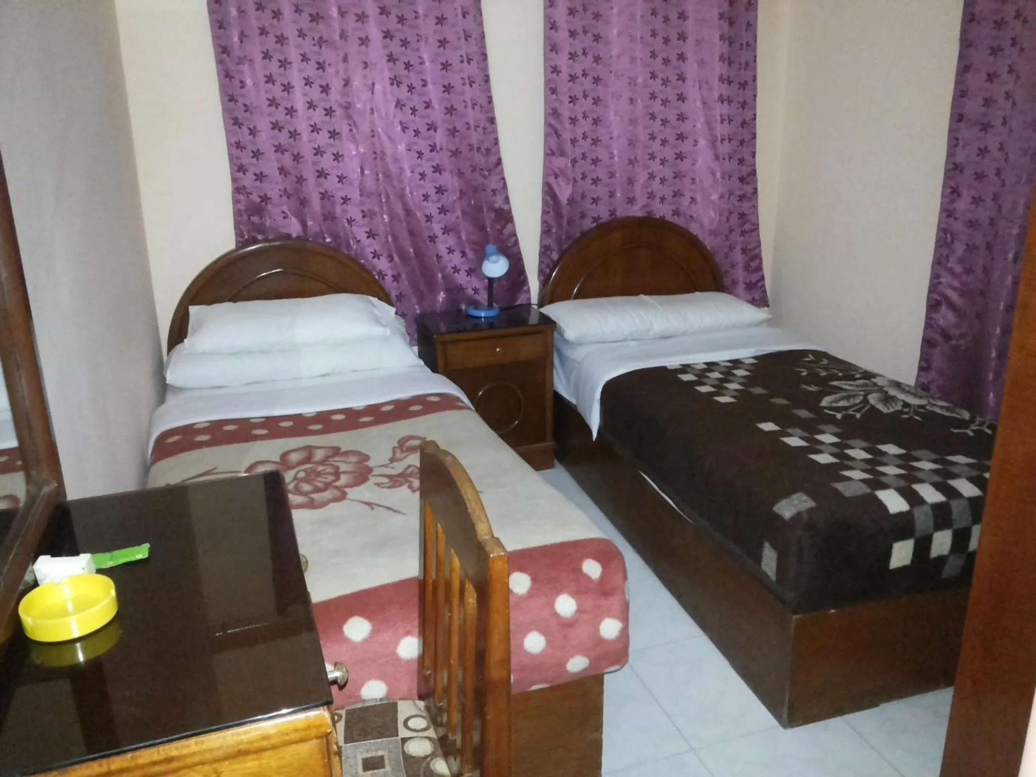 Photo of the whole room, Bed in Amenophis Hotel