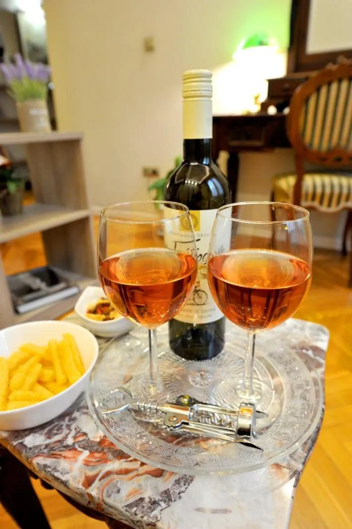 Food and drinks in My Athens House