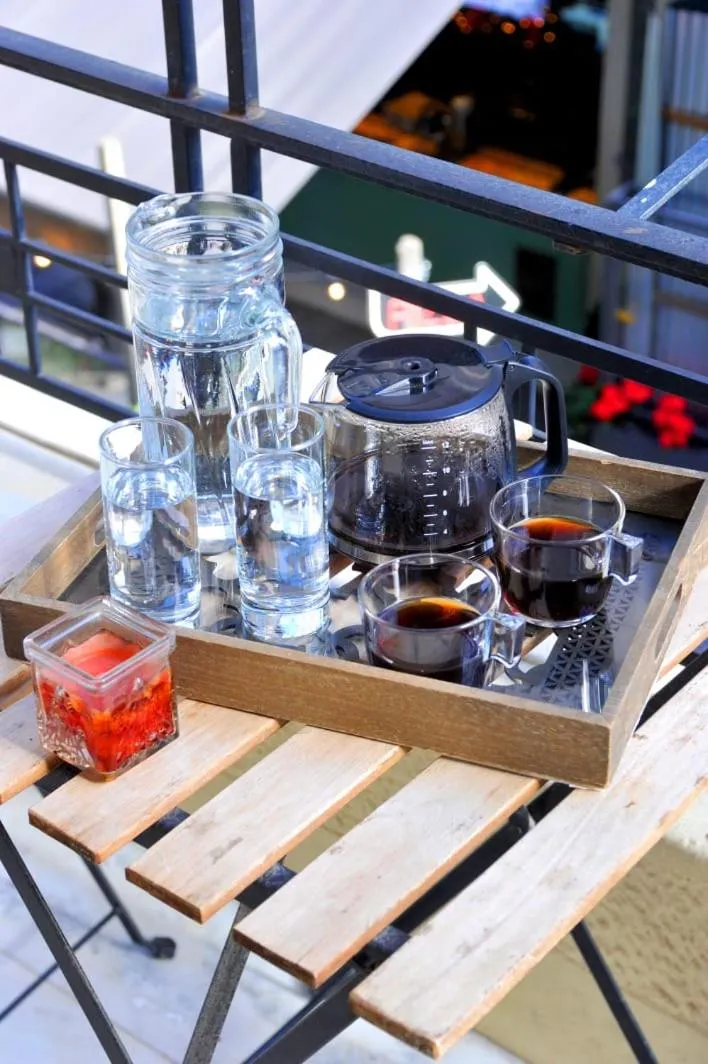 Food and drinks in My Athens House