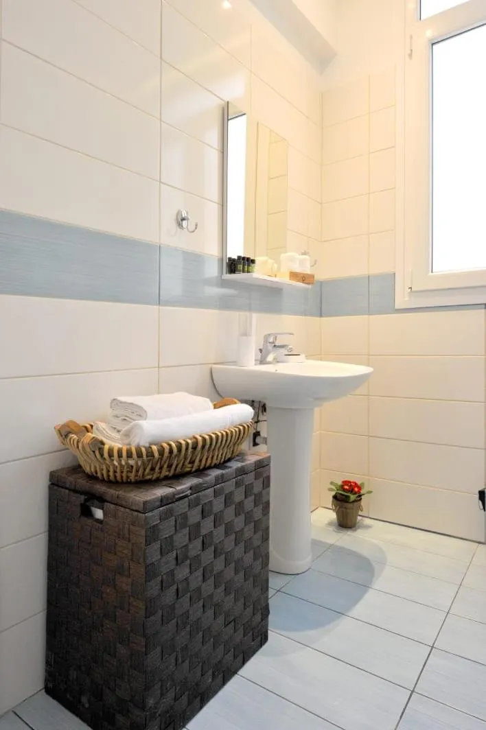 Toilet in My Athens House