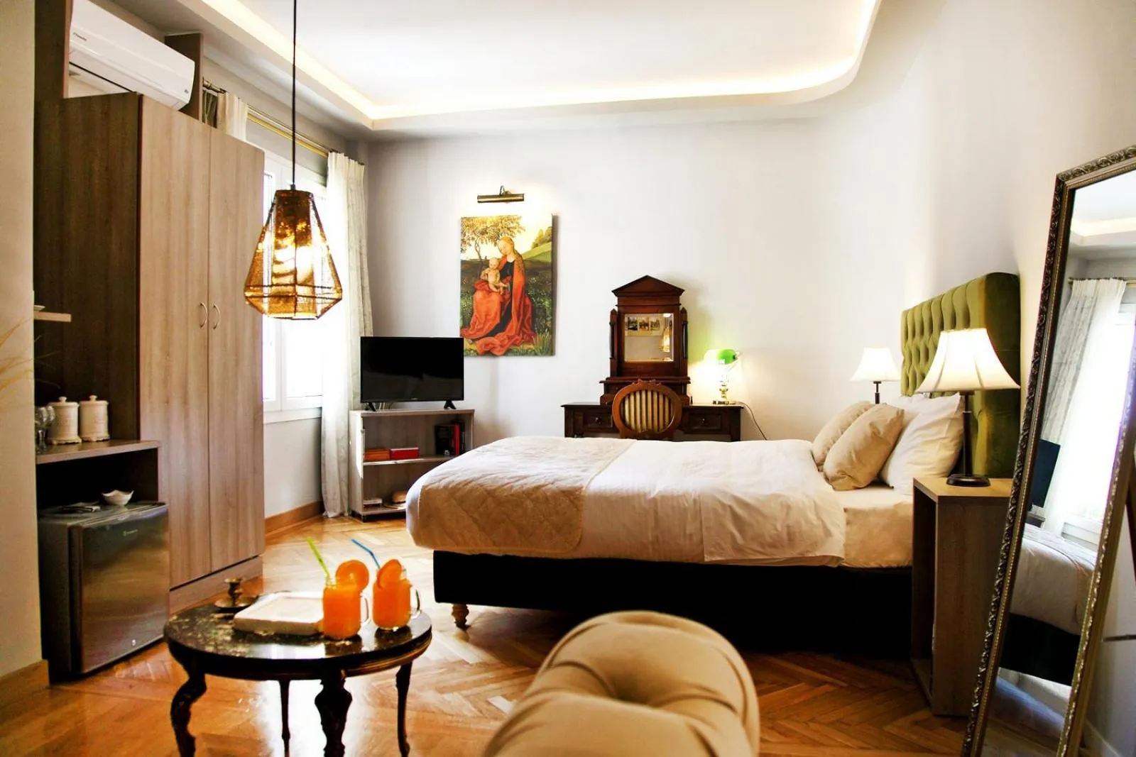 Photo of the whole room, Bed in My Athens House