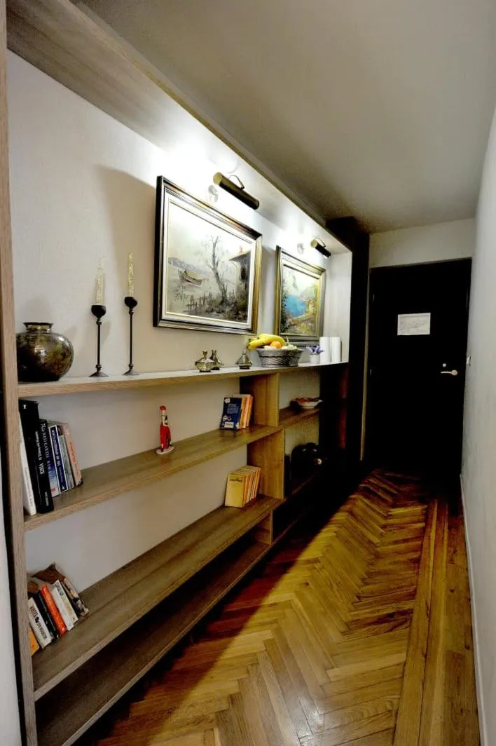 Photo of the whole room in My Athens House