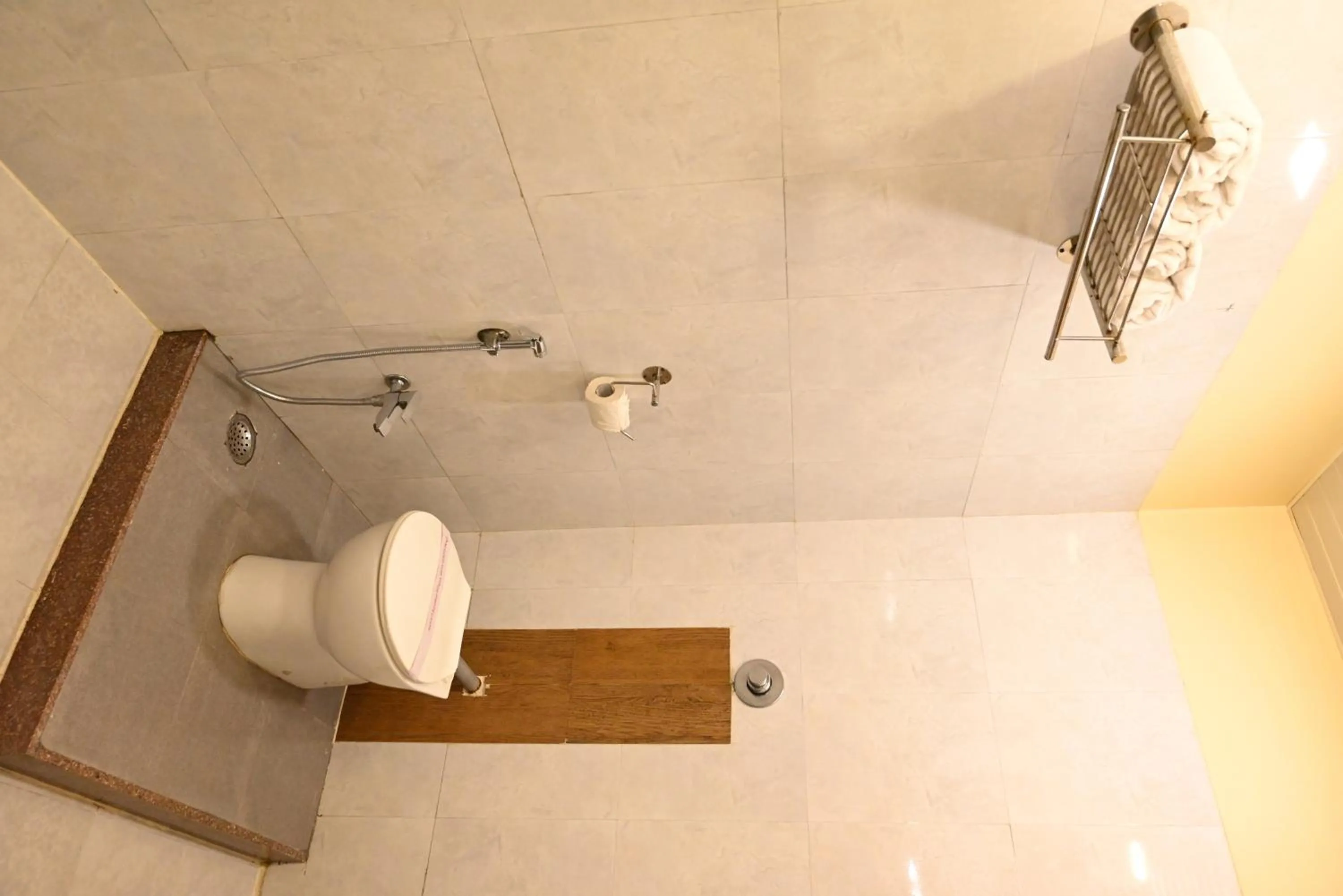 Bathroom in Hotel Plaza Inn, Ajmer