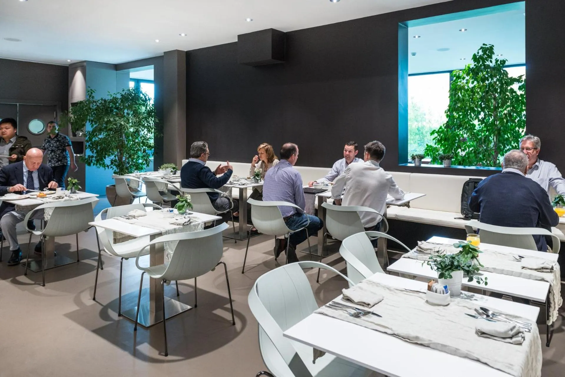 Breakfast in Point Hotel