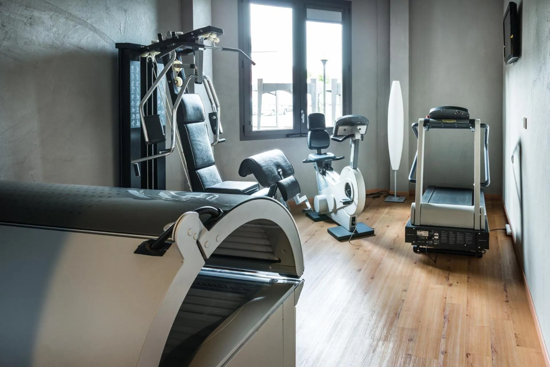 Fitness centre/facilities in Point Hotel