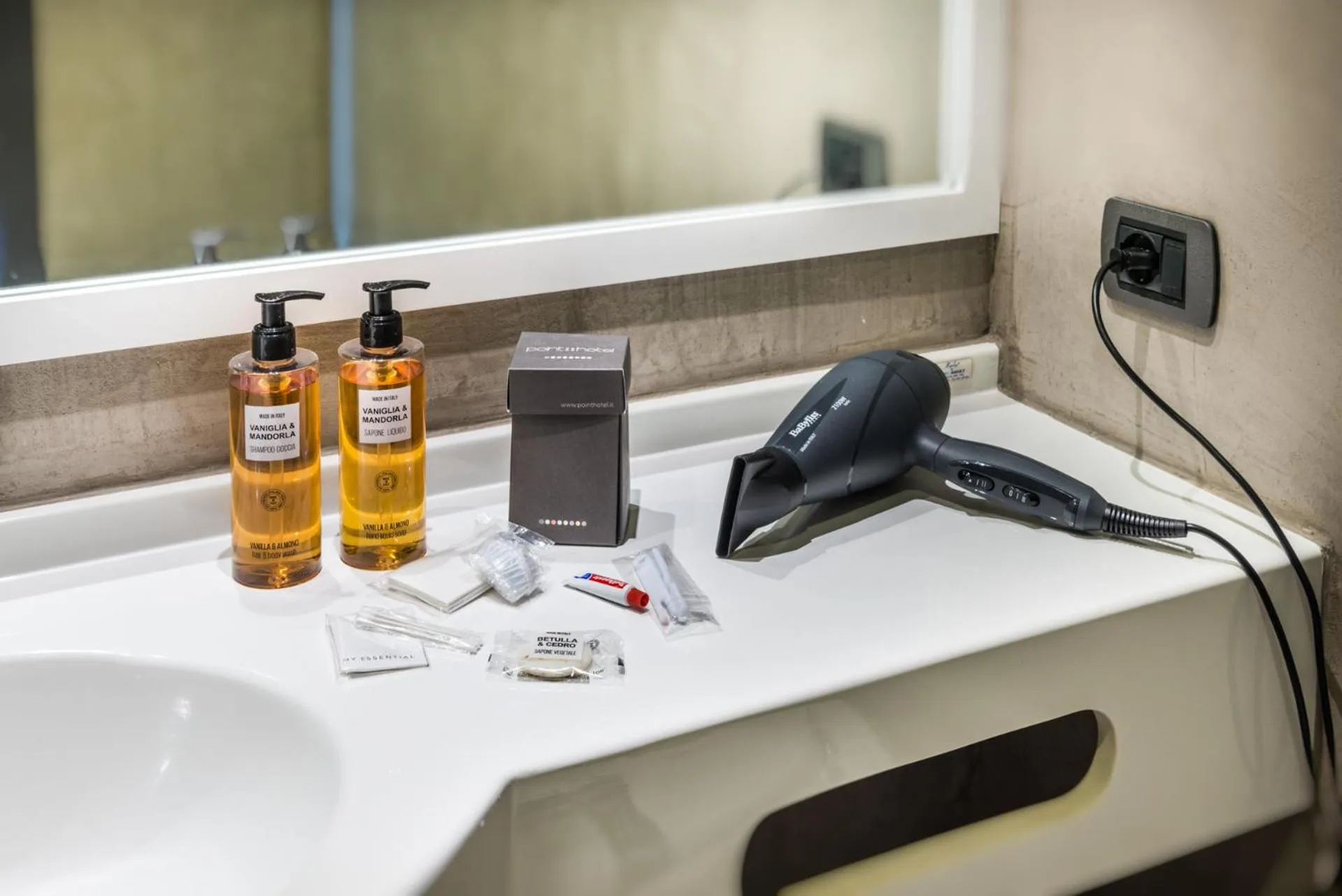 Bathroom in Point Hotel