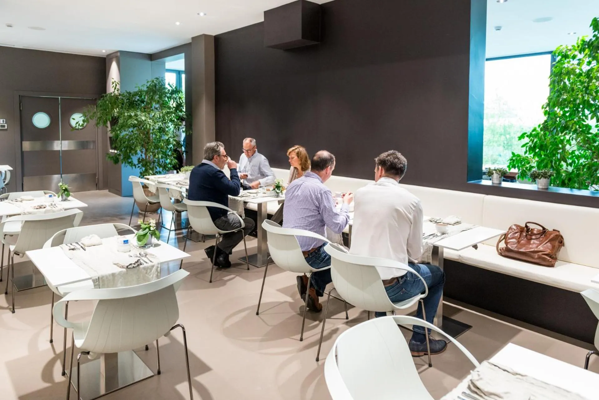 Breakfast in Point Hotel