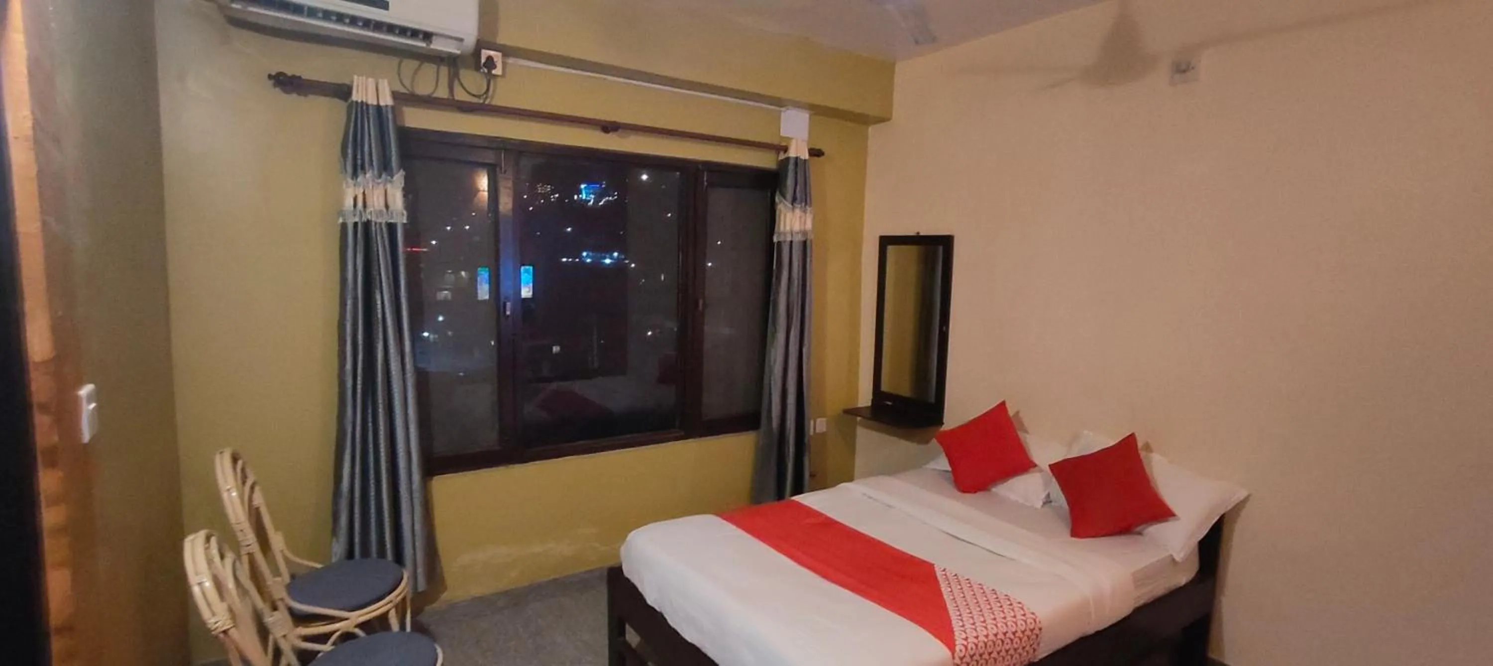 Standard Double Room - single occupancy in Hotel August International