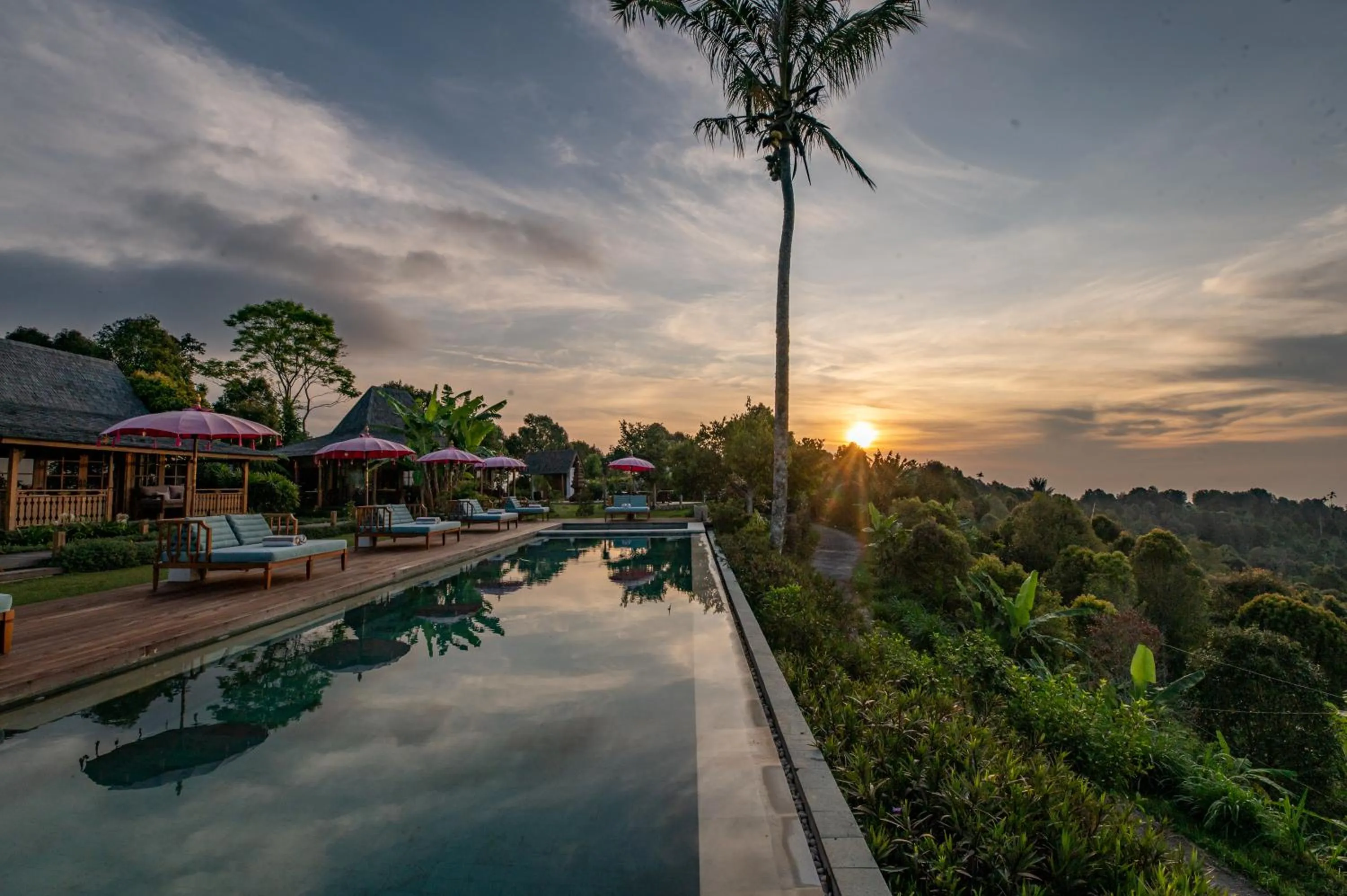 Swimming pool in Umah Lusa