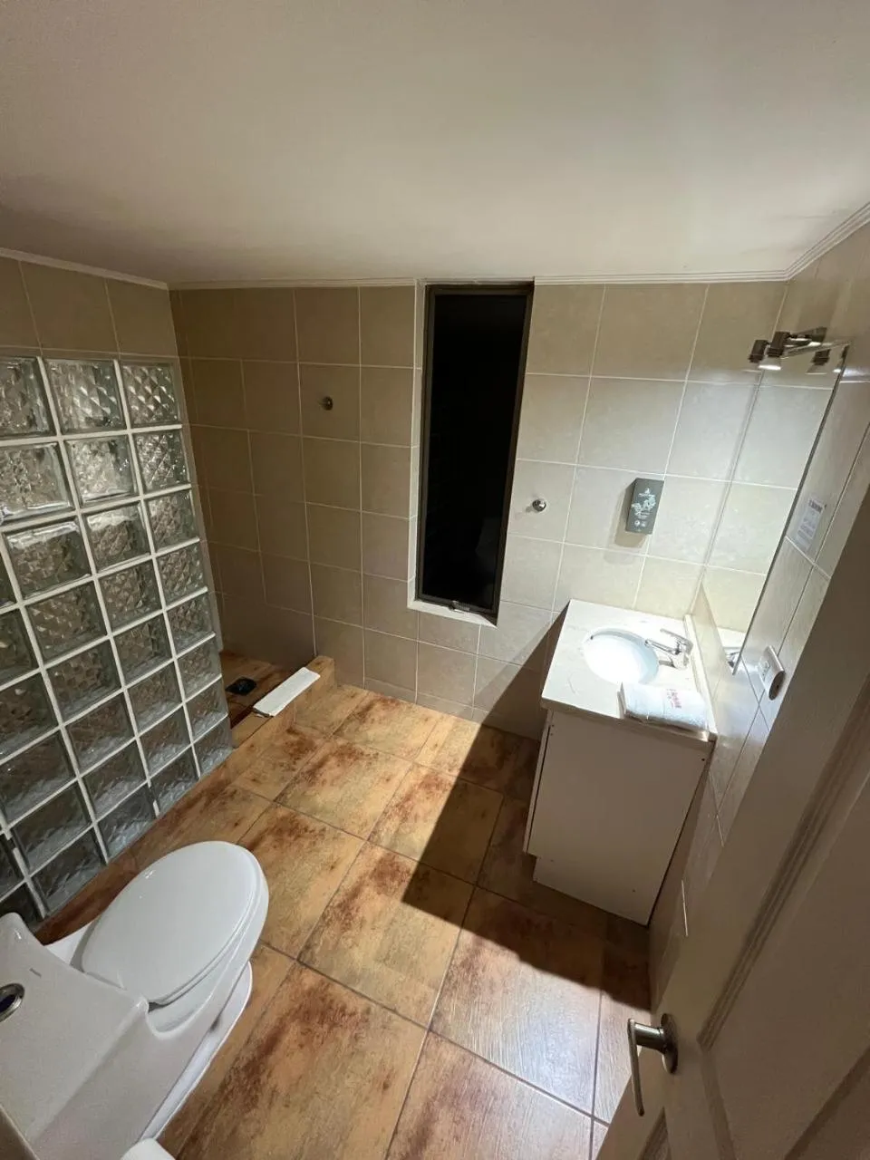 Shower in Hotel El Bramador