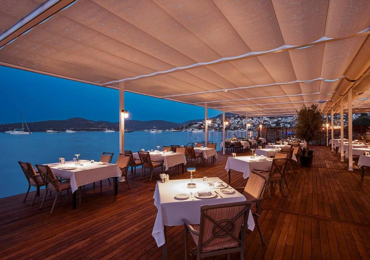 Restaurant/places to eat in Divan Bodrum Palmira