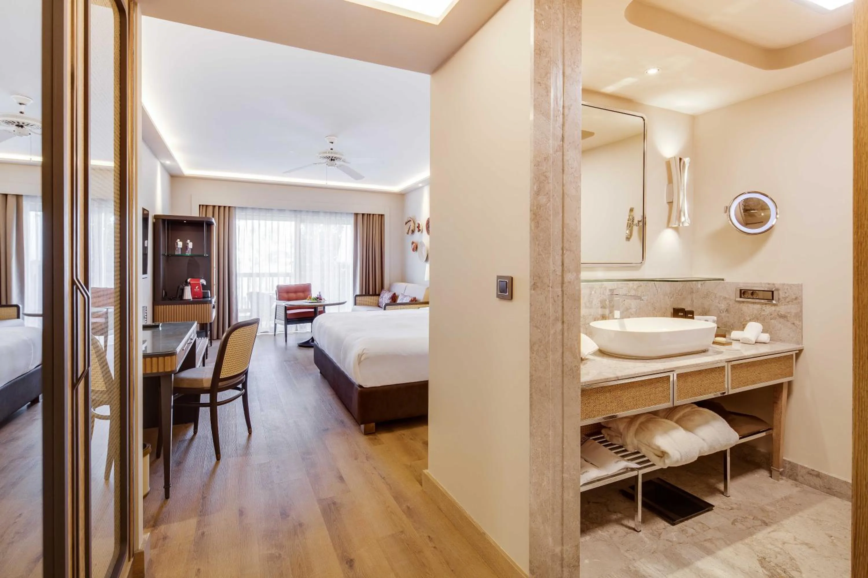 Bathroom, Bed in Divan Bodrum Palmira