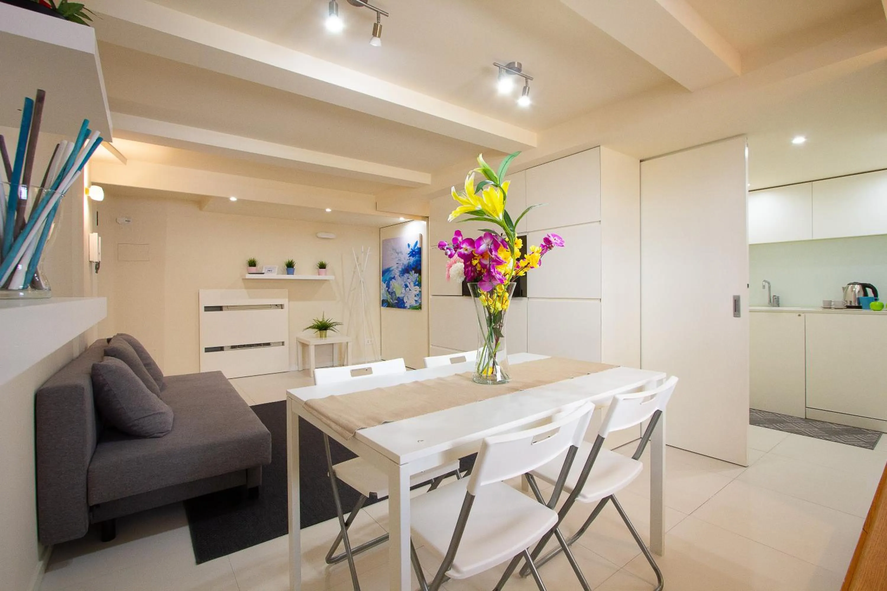 TV and multimedia in Stesicoro Exclusive House