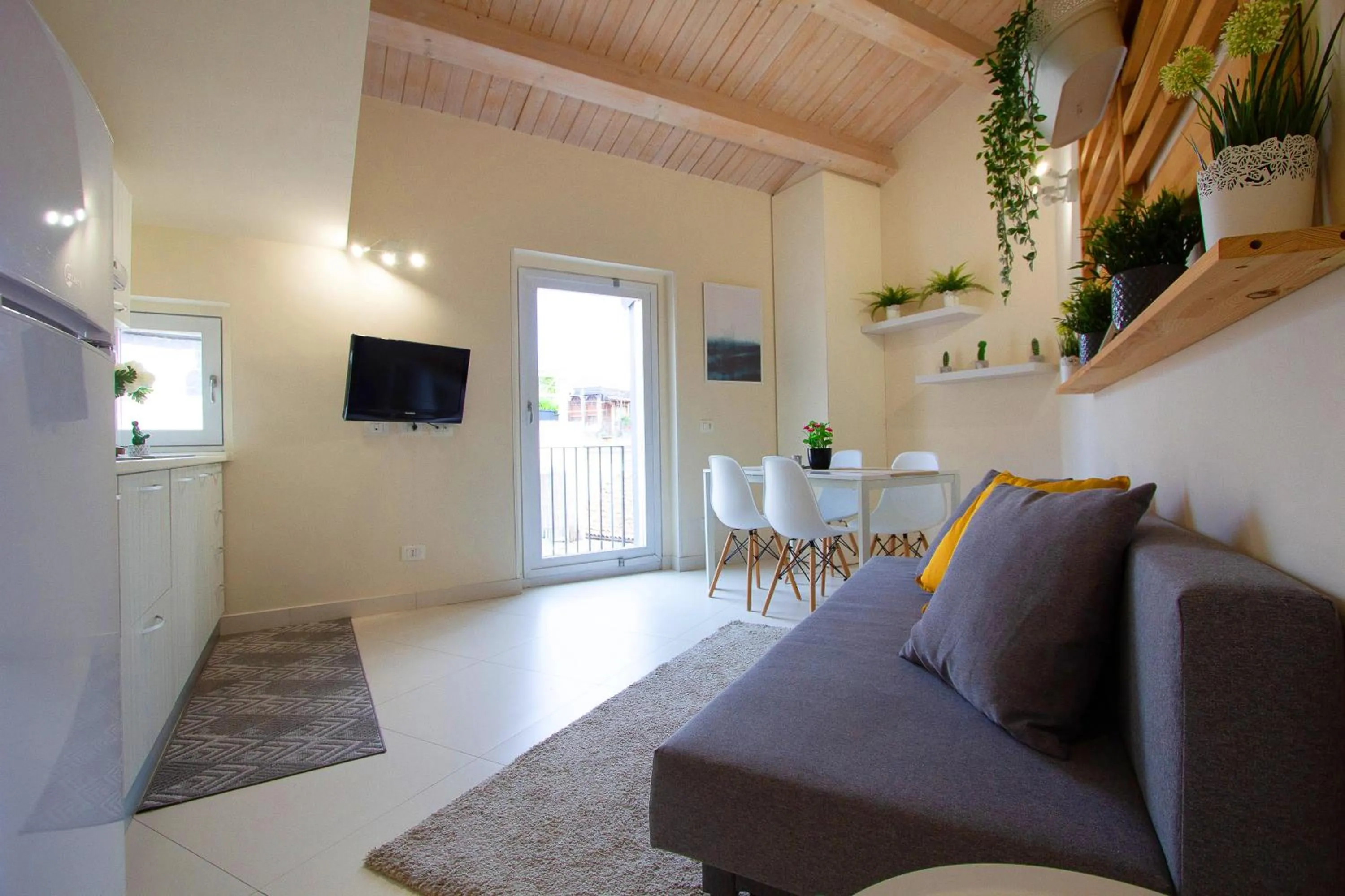 TV and multimedia in Stesicoro Exclusive House