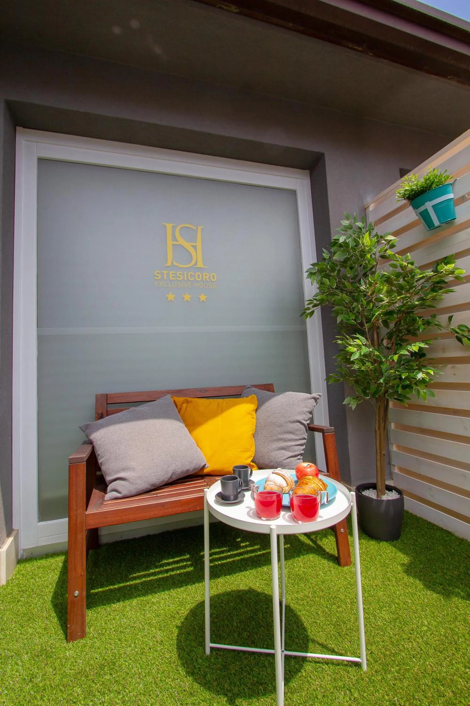 Balcony/Terrace in Stesicoro Exclusive House