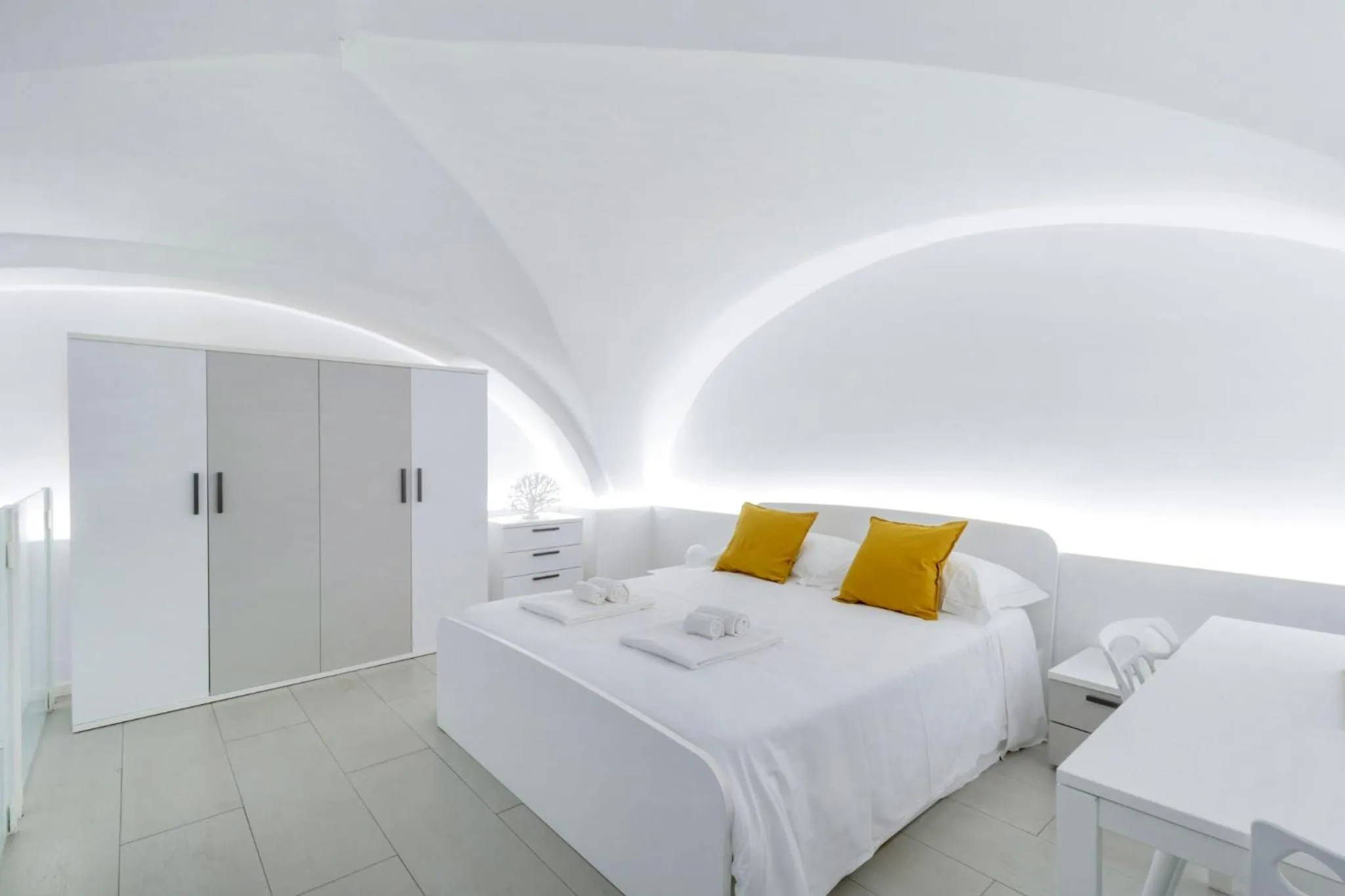 Bed in Stesicoro Exclusive House