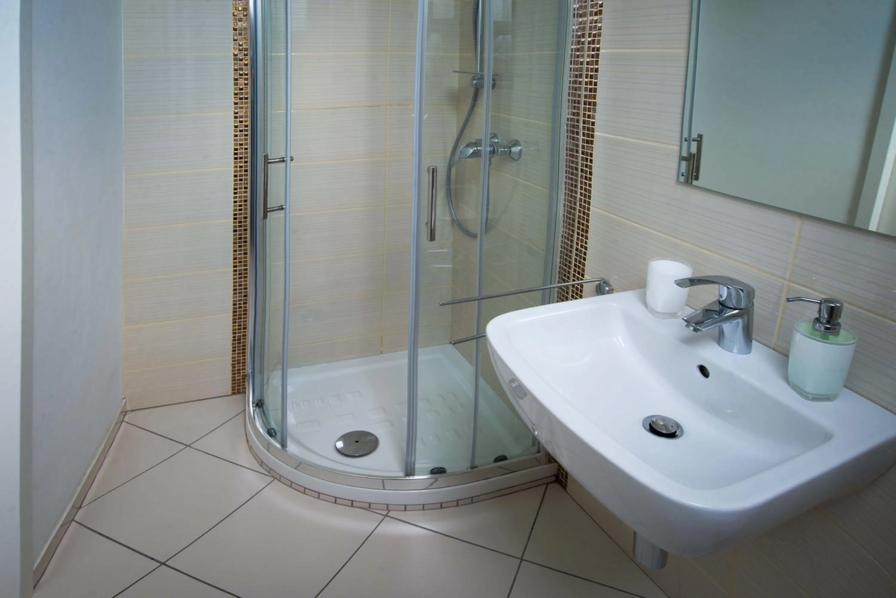 Shower in Rooms Ambrožič
