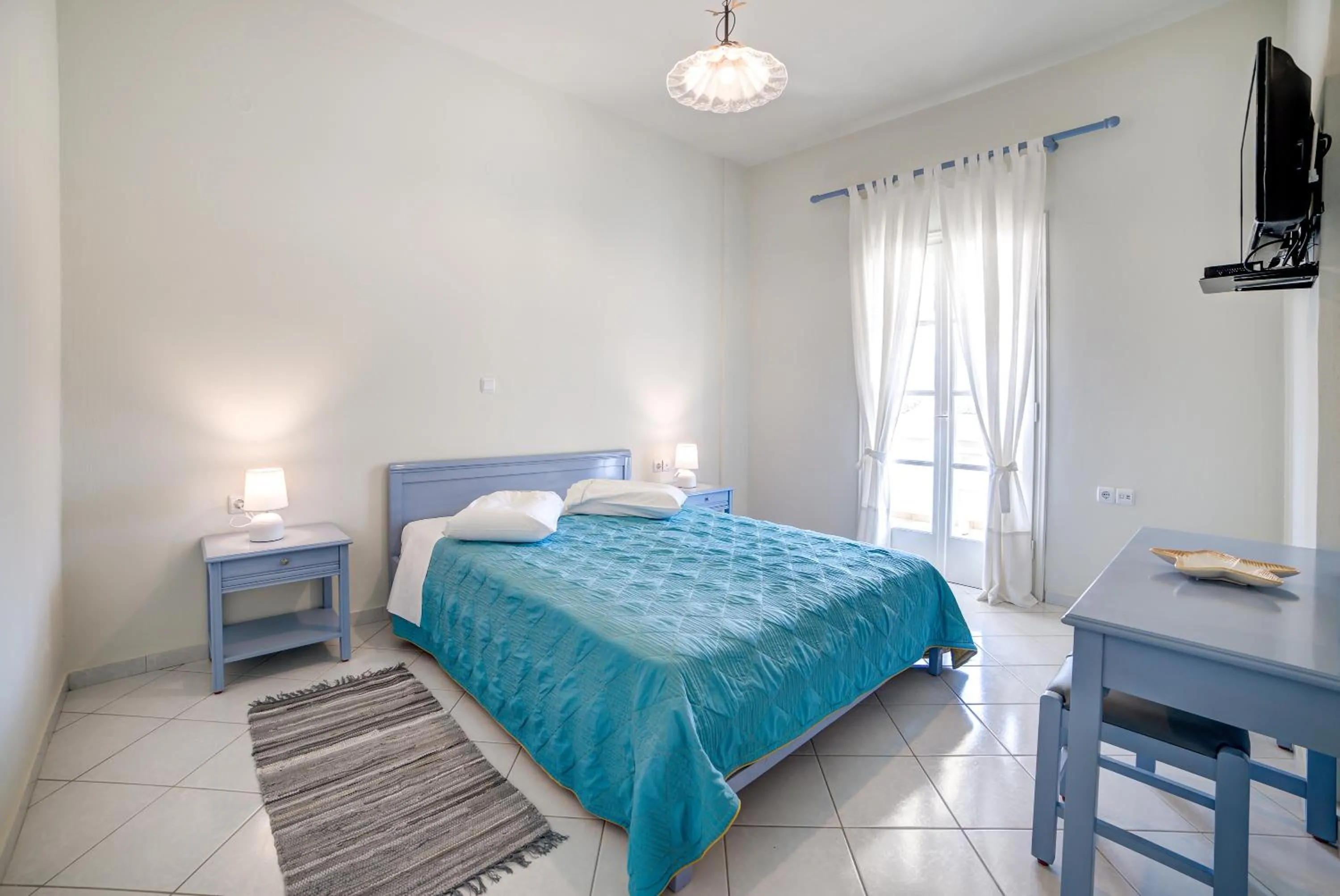 Superior Apartment in Monolithia