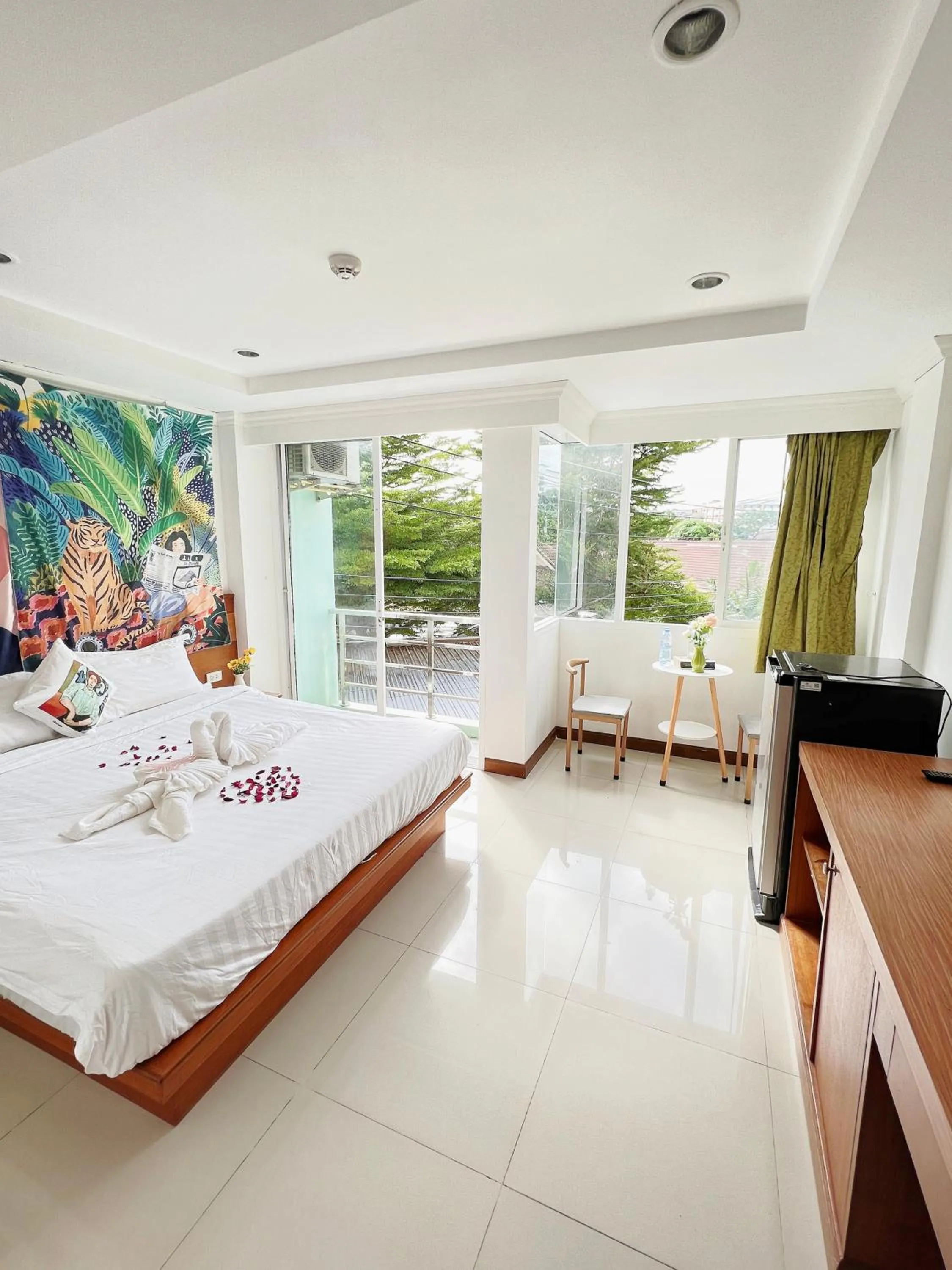 Bed in Lanting House Phuket