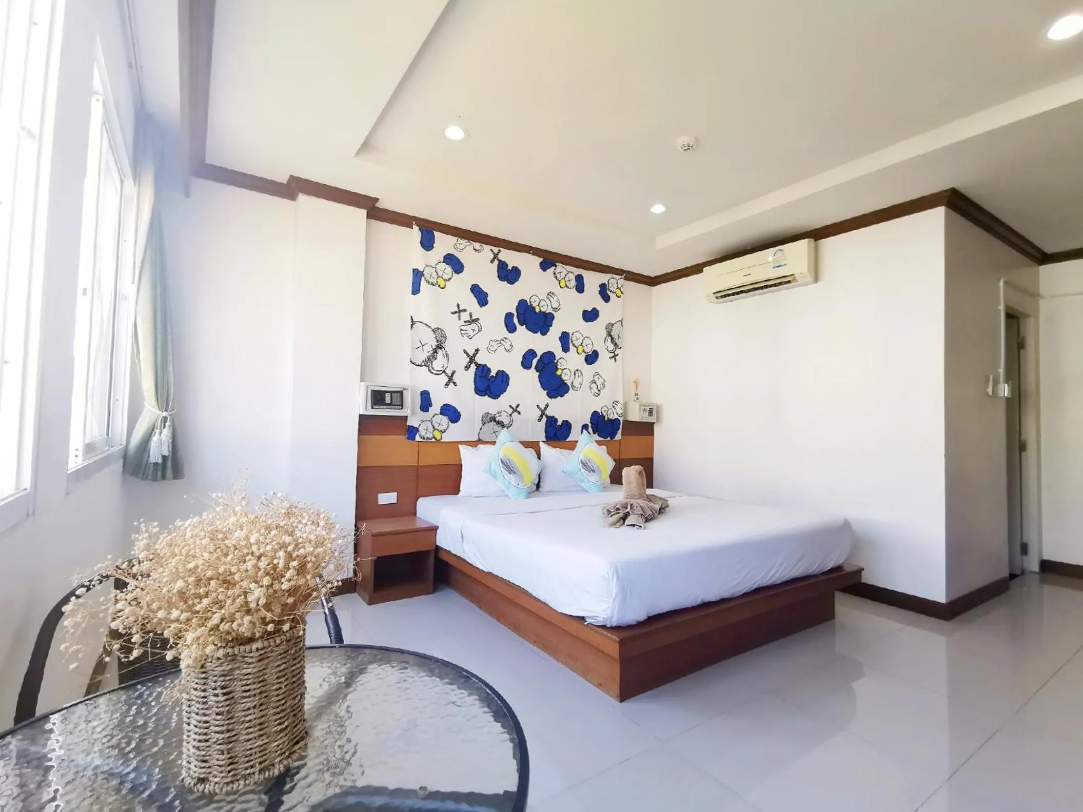 Bed in Lanting House Phuket