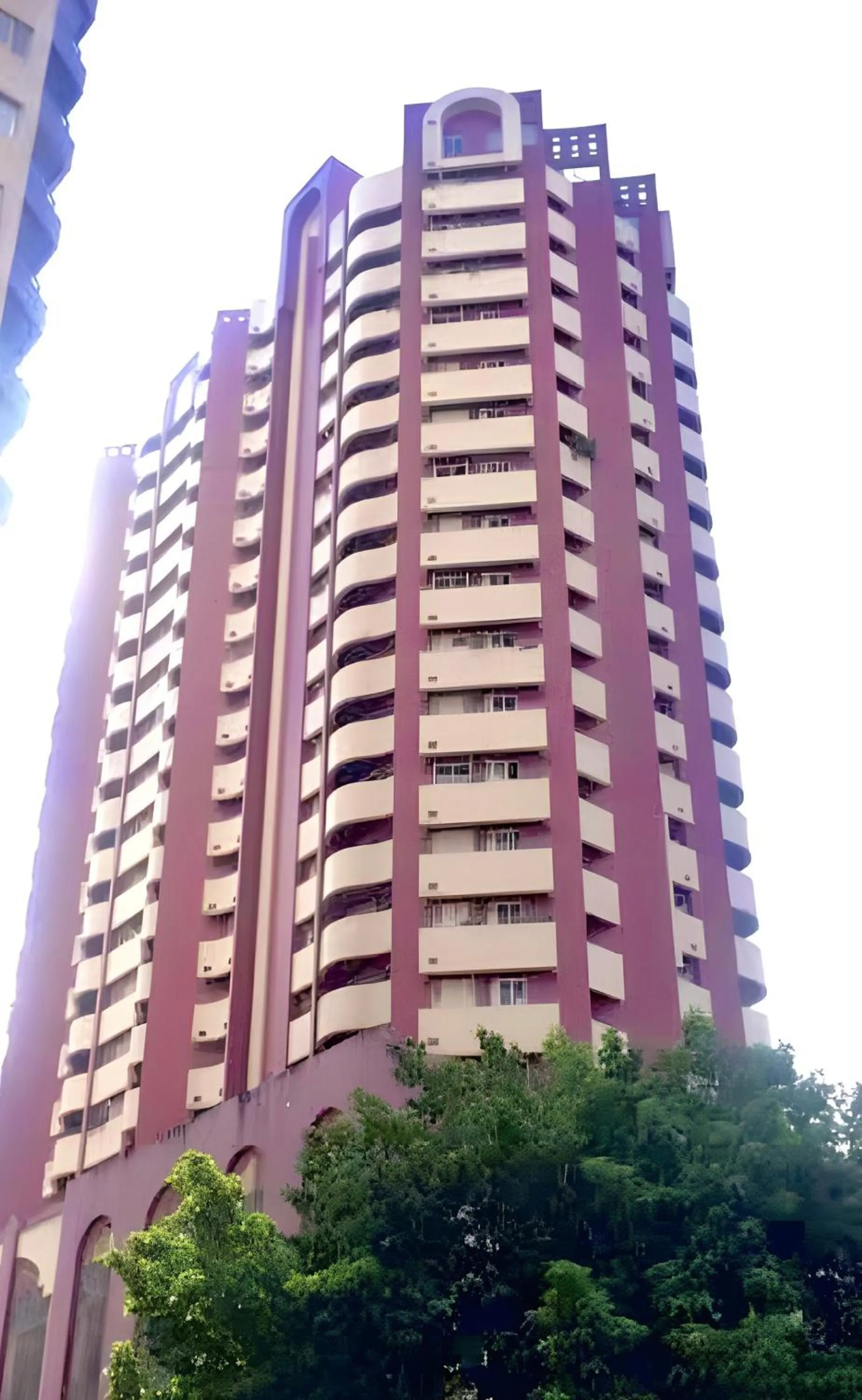 Property building in Apê completo bem no centro