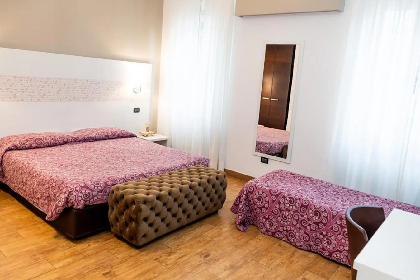 Bedroom, Bed in Locanda dei Poeti Rooms & Apartments