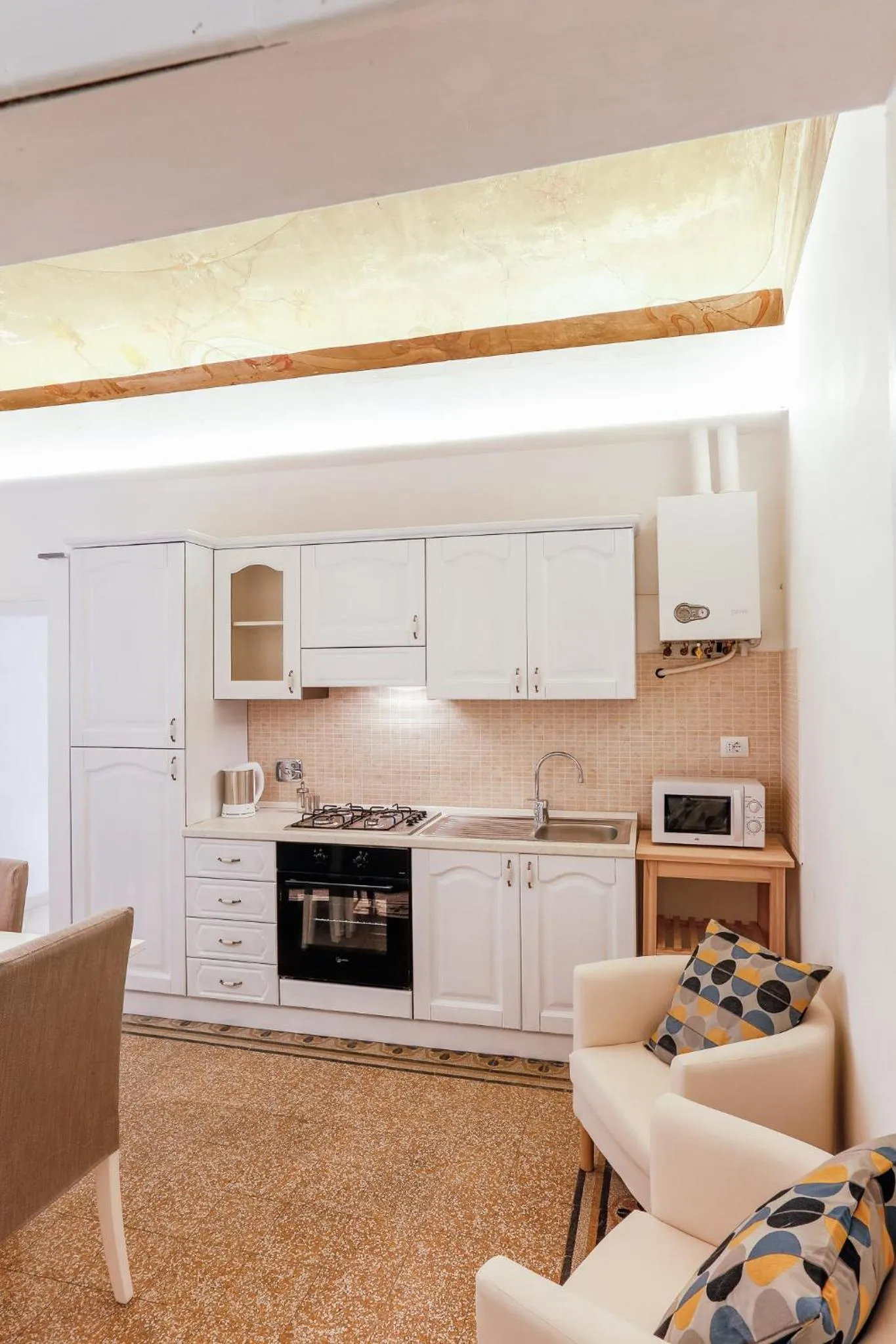 Kitchen or kitchenette in Locanda dei Poeti Rooms & Apartments