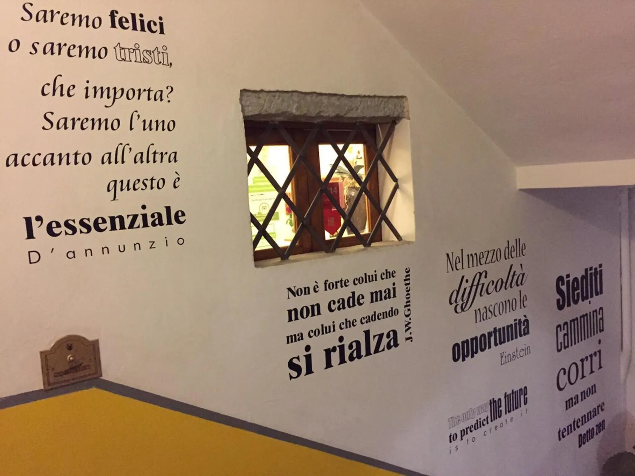 Decorative detail in Locanda dei Poeti Rooms & Apartments