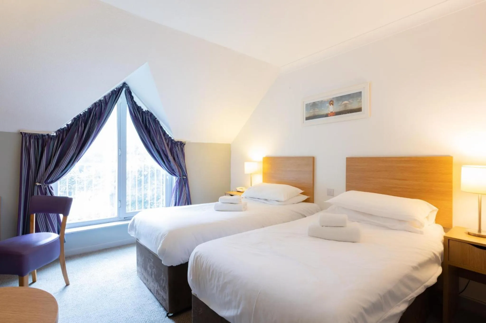 Bedroom in The Caledonian Island Hotel