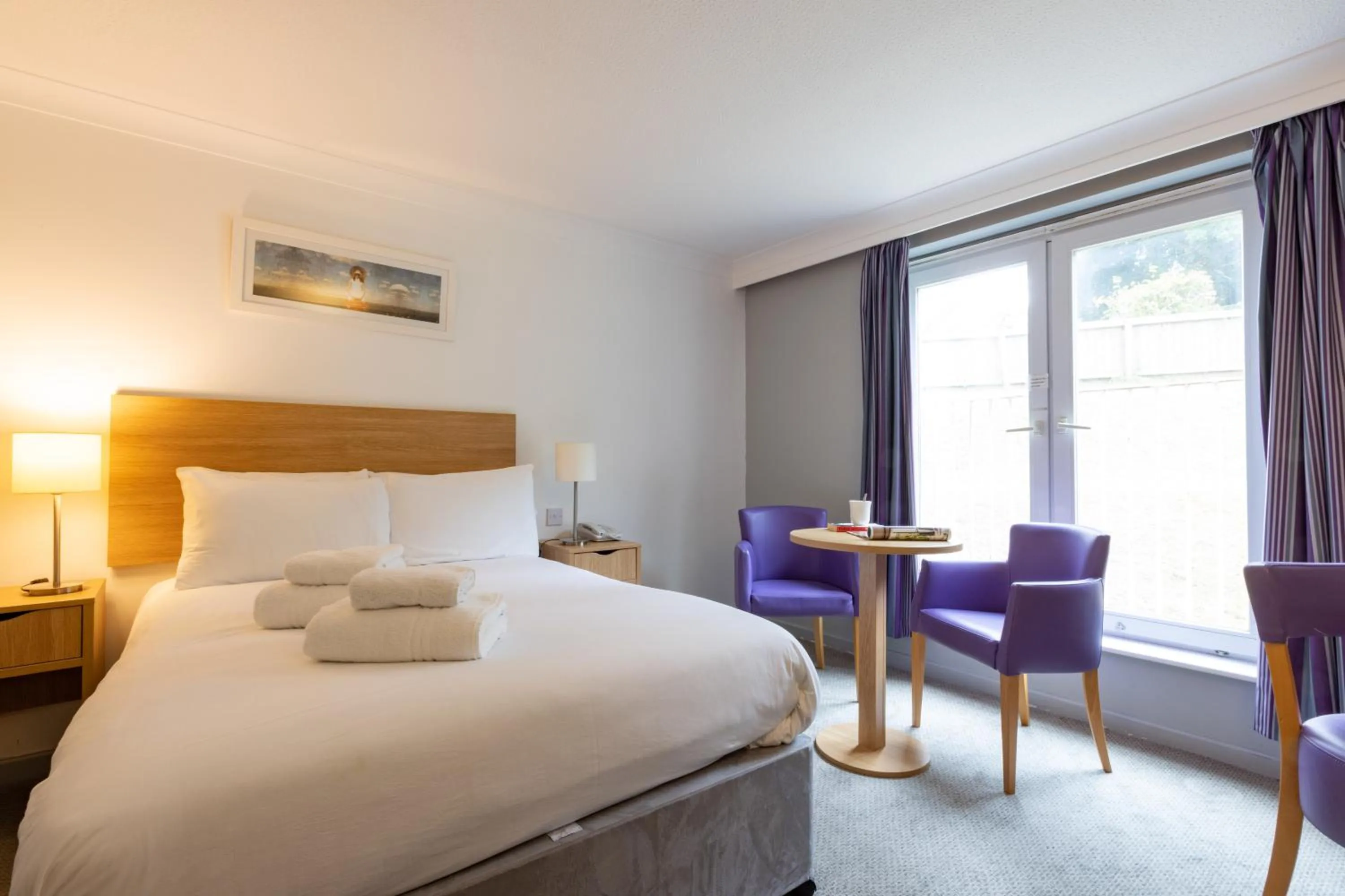 Bedroom in The Caledonian Island Hotel