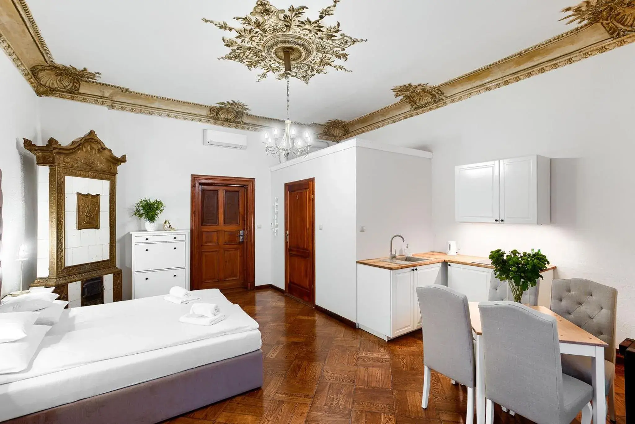 Studio Apartment - single occupancy in Aparthotel 1899 by Platinum Studio Apartment - single occupancy in Aparthotel 1899 by Platinum