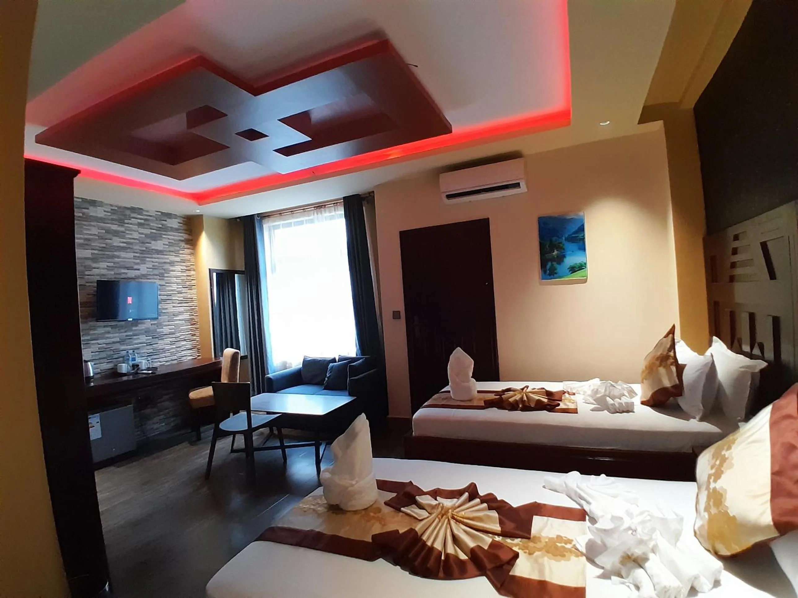 Bed in Mazola Diamond Hotel