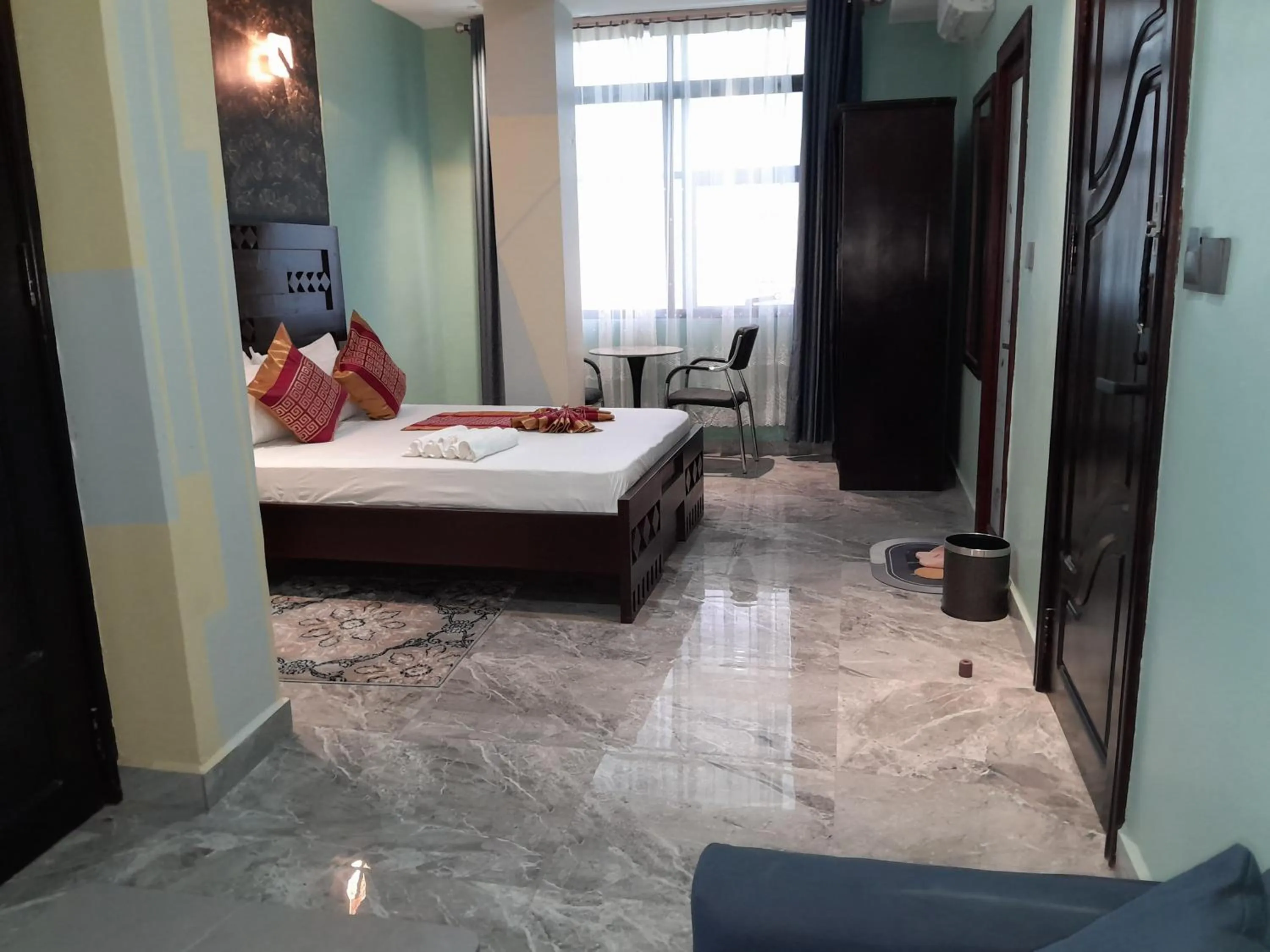 Bed in Mazola Diamond Hotel