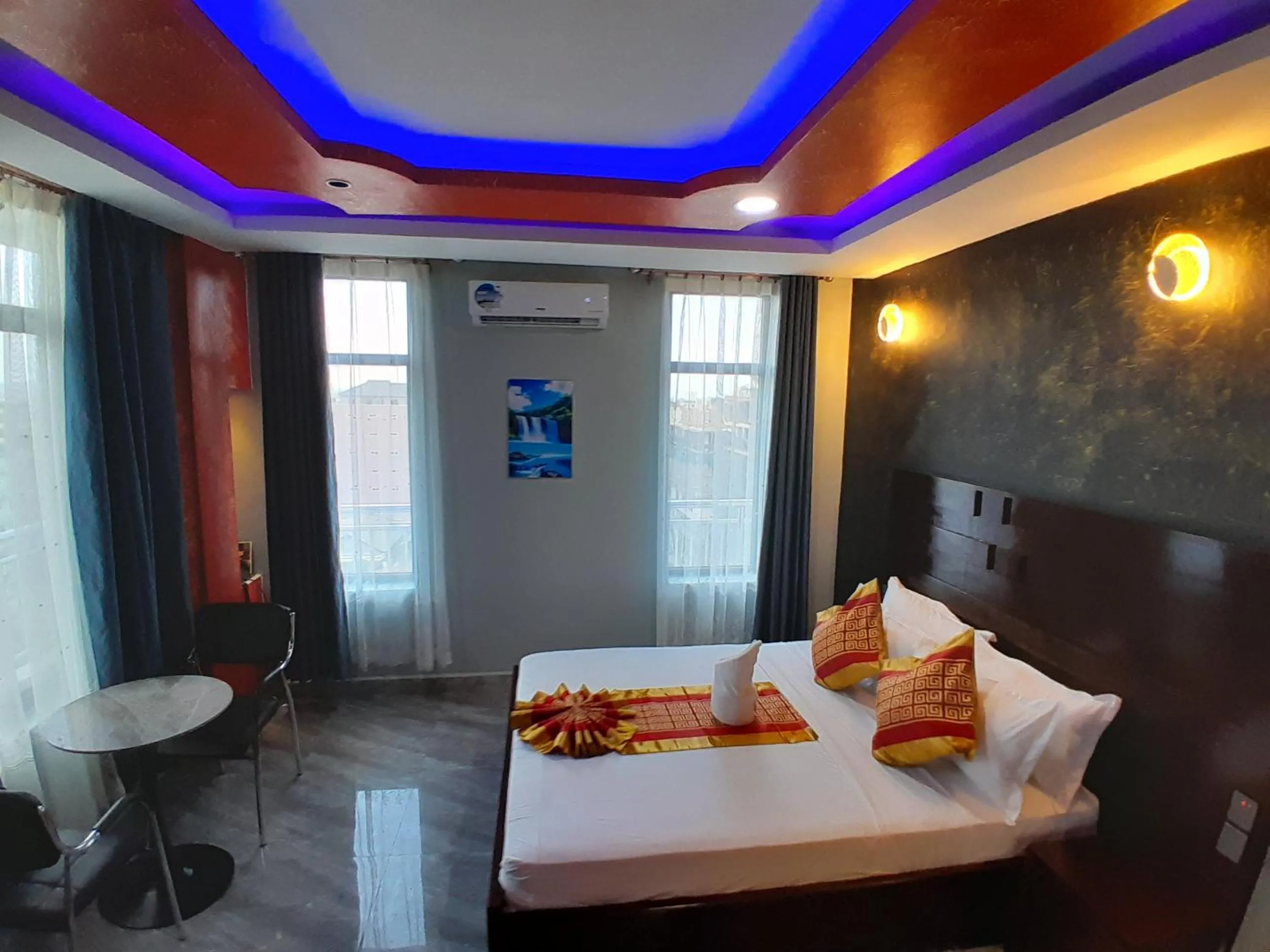 Bed in Mazola Diamond Hotel