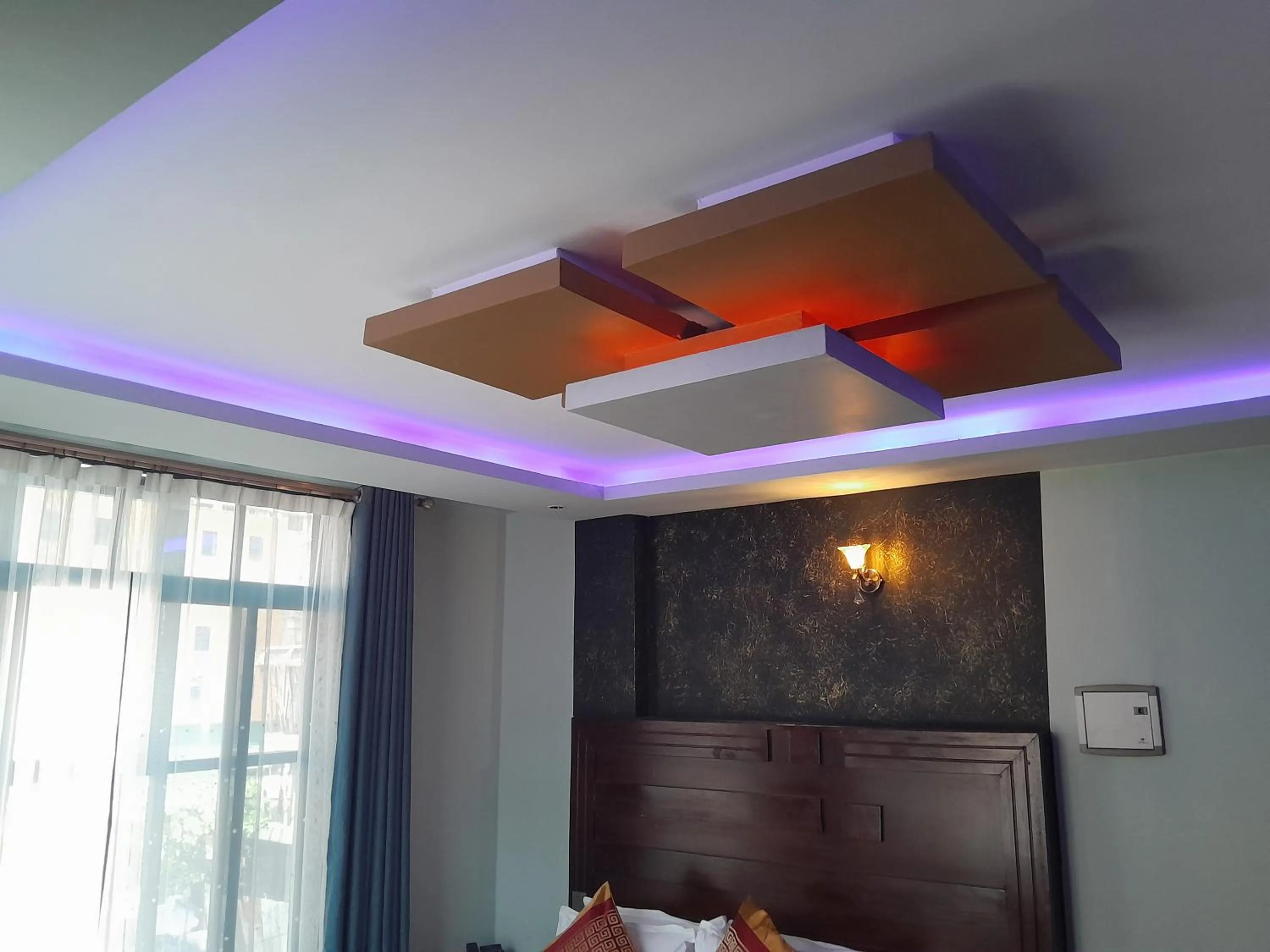 Bed in Mazola Diamond Hotel