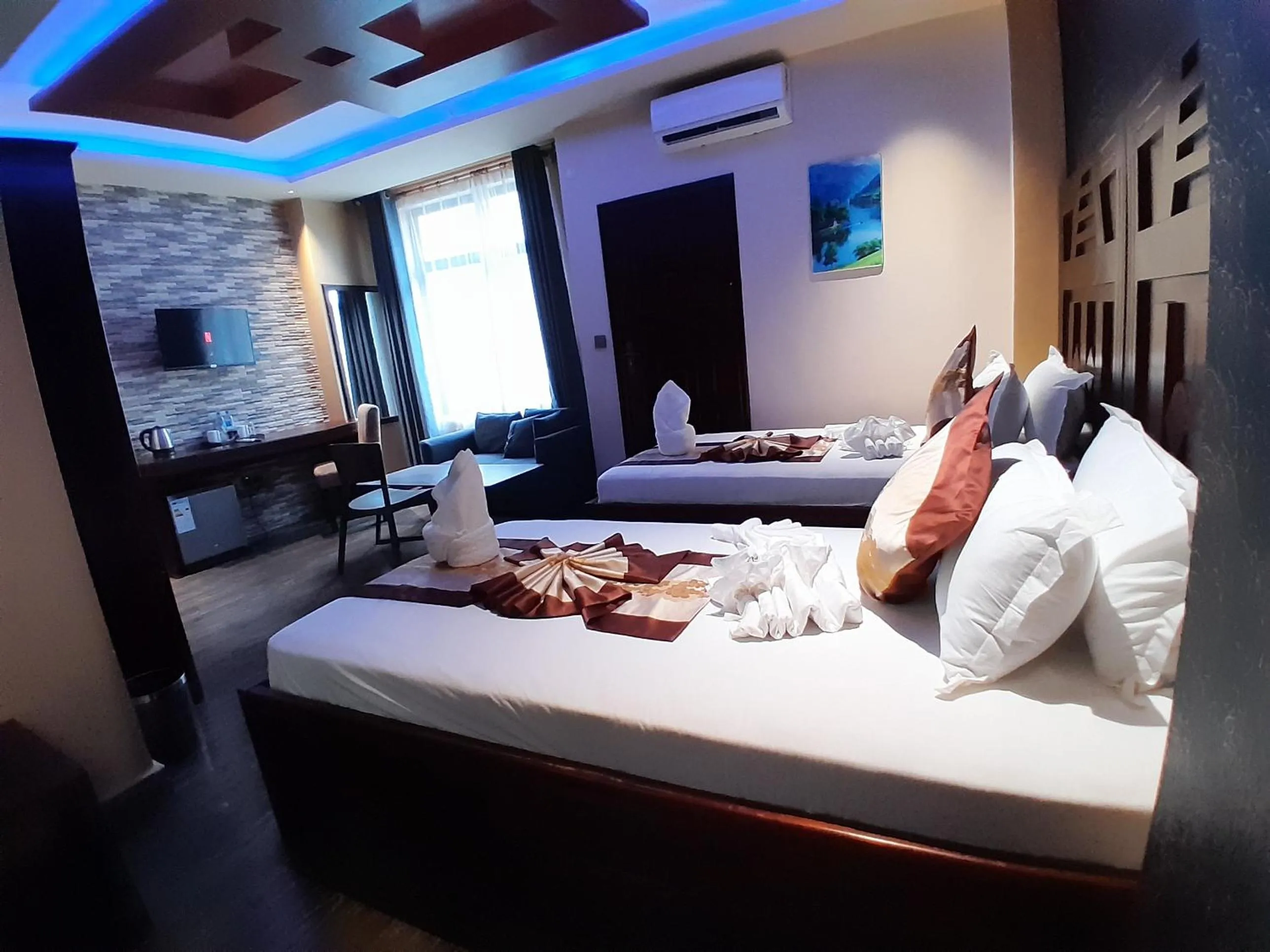 Bed in Mazola Diamond Hotel