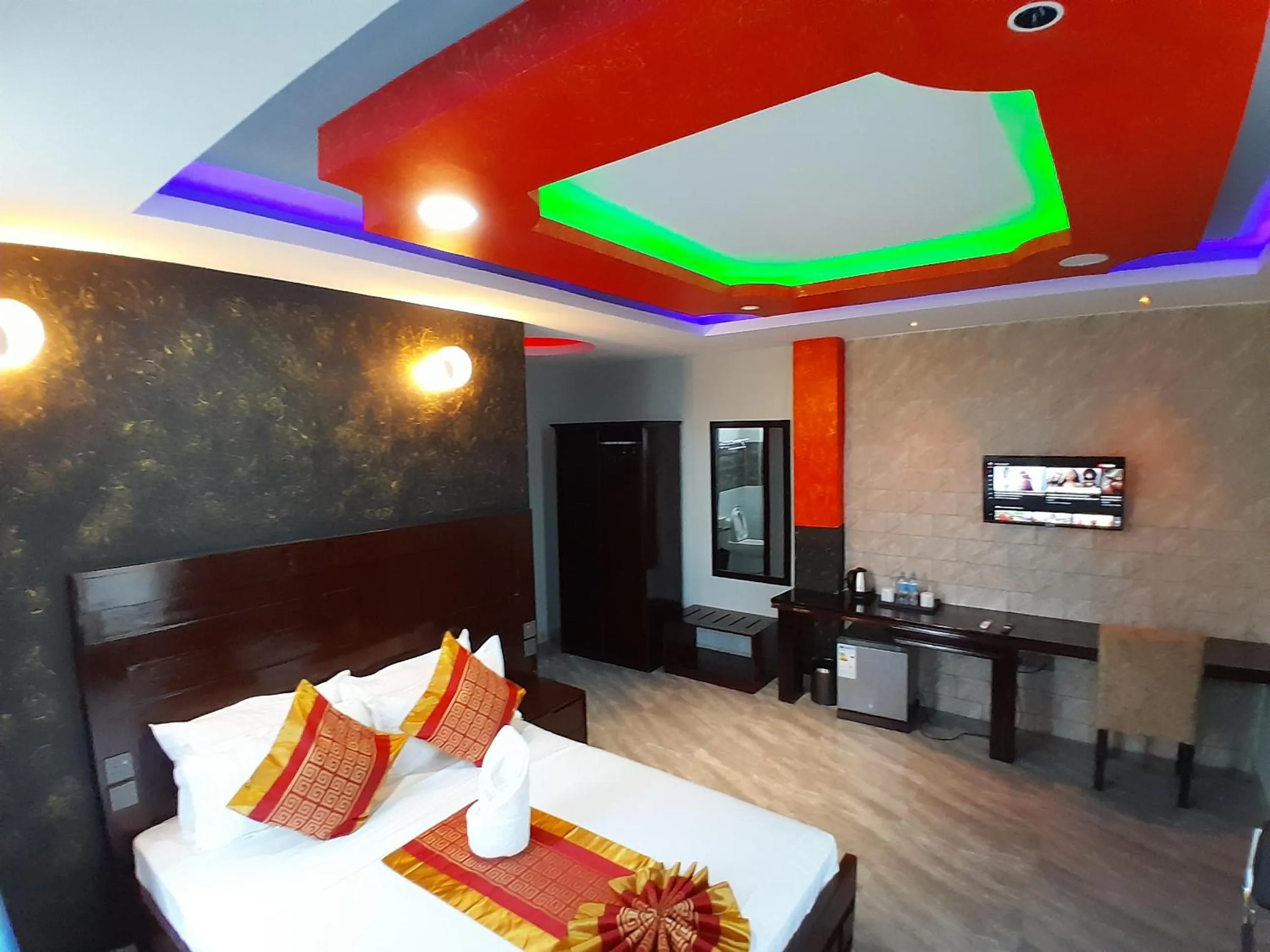 Bed in Mazola Diamond Hotel