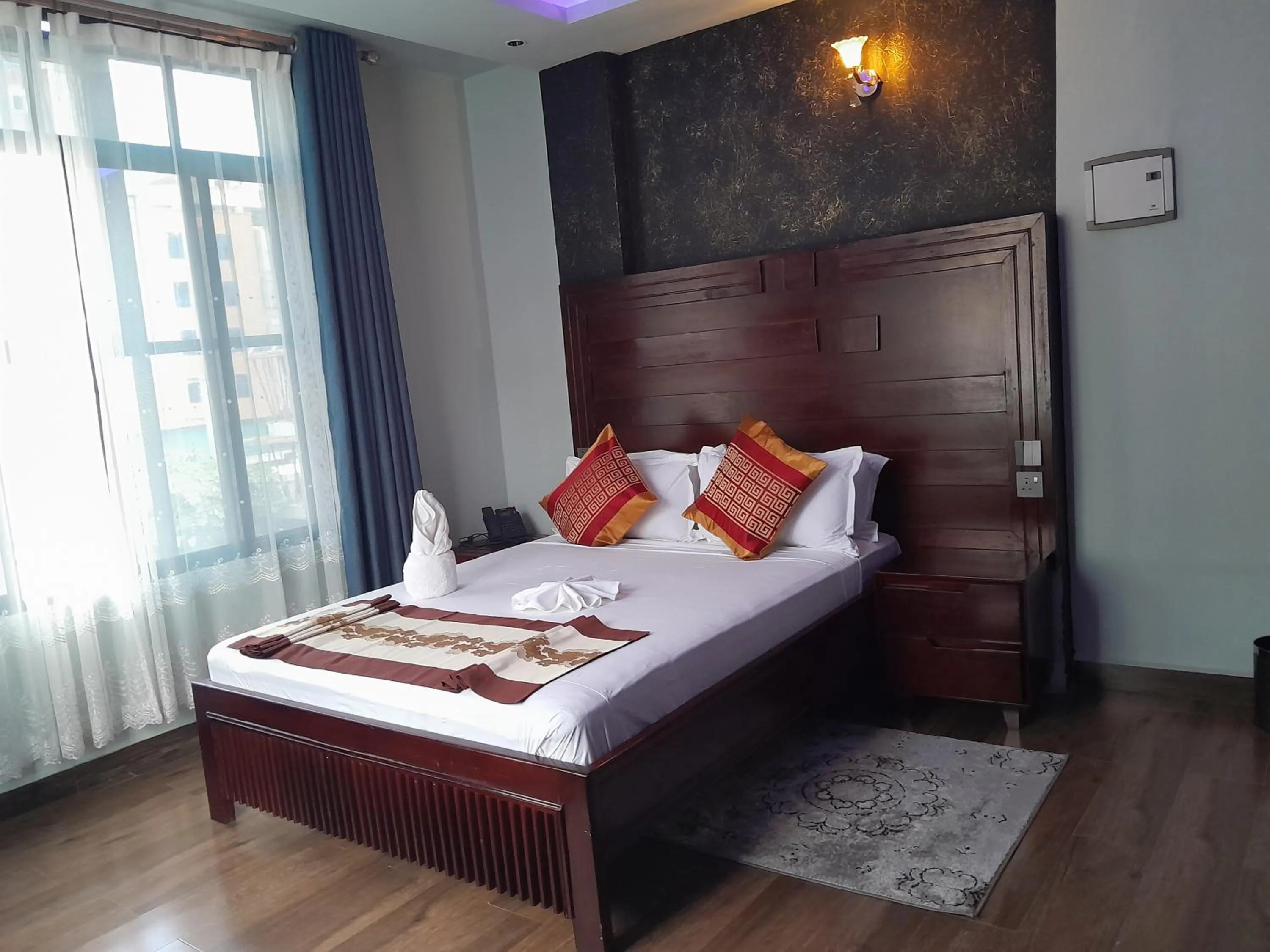 Photo of the whole room, Bed in Mazola Diamond Hotel