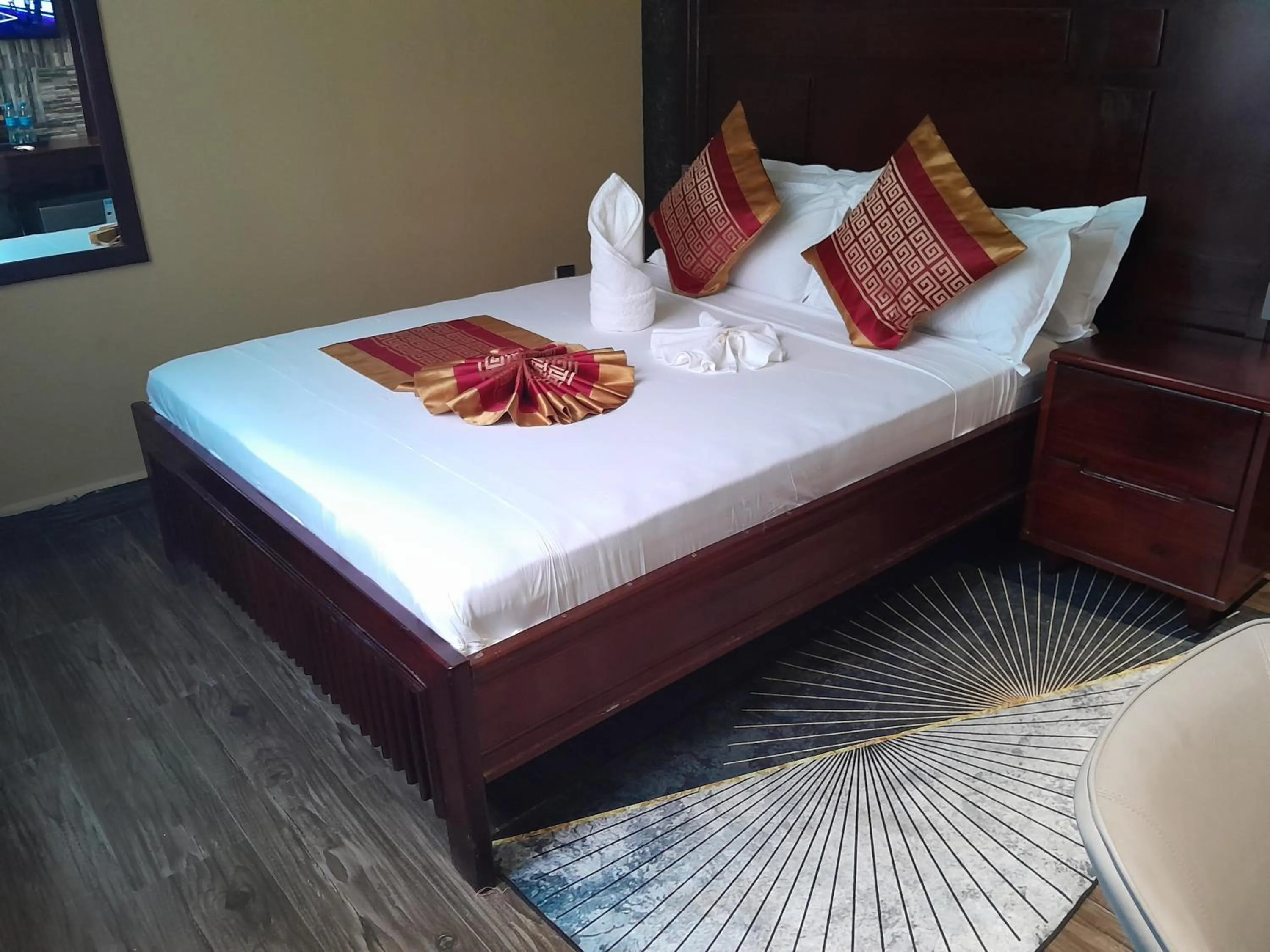 Bed in Mazola Diamond Hotel